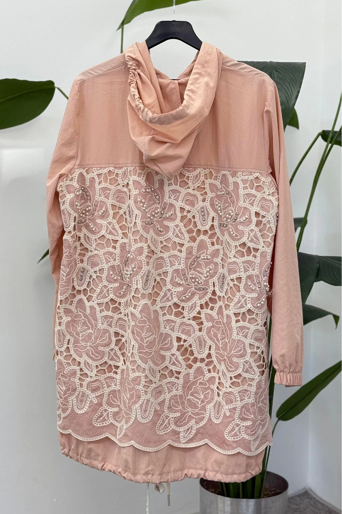 Fuat Gürşen Arka İşlemeli Fermuarlı Kap 3615