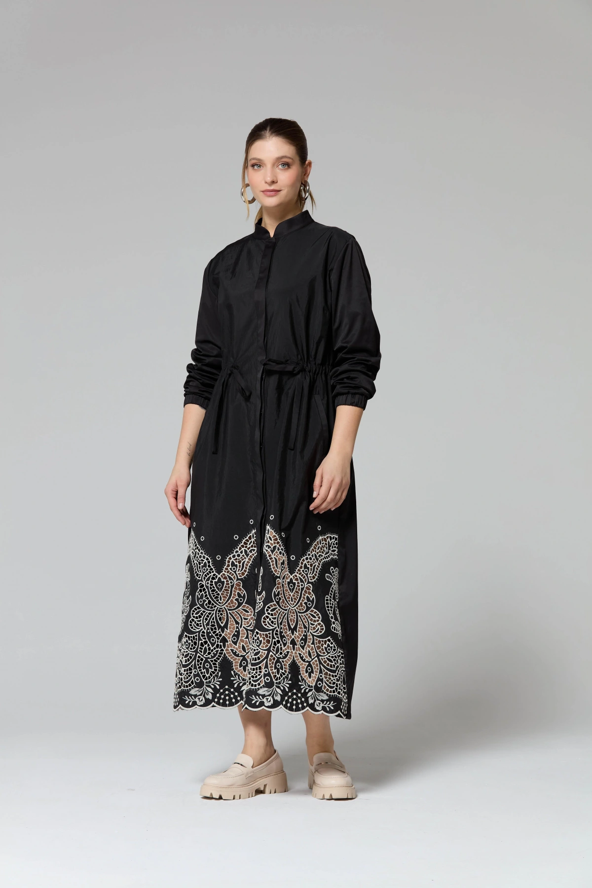 Fuat Gürşen Düğmeli Bağlama Detaylı Kap 3605