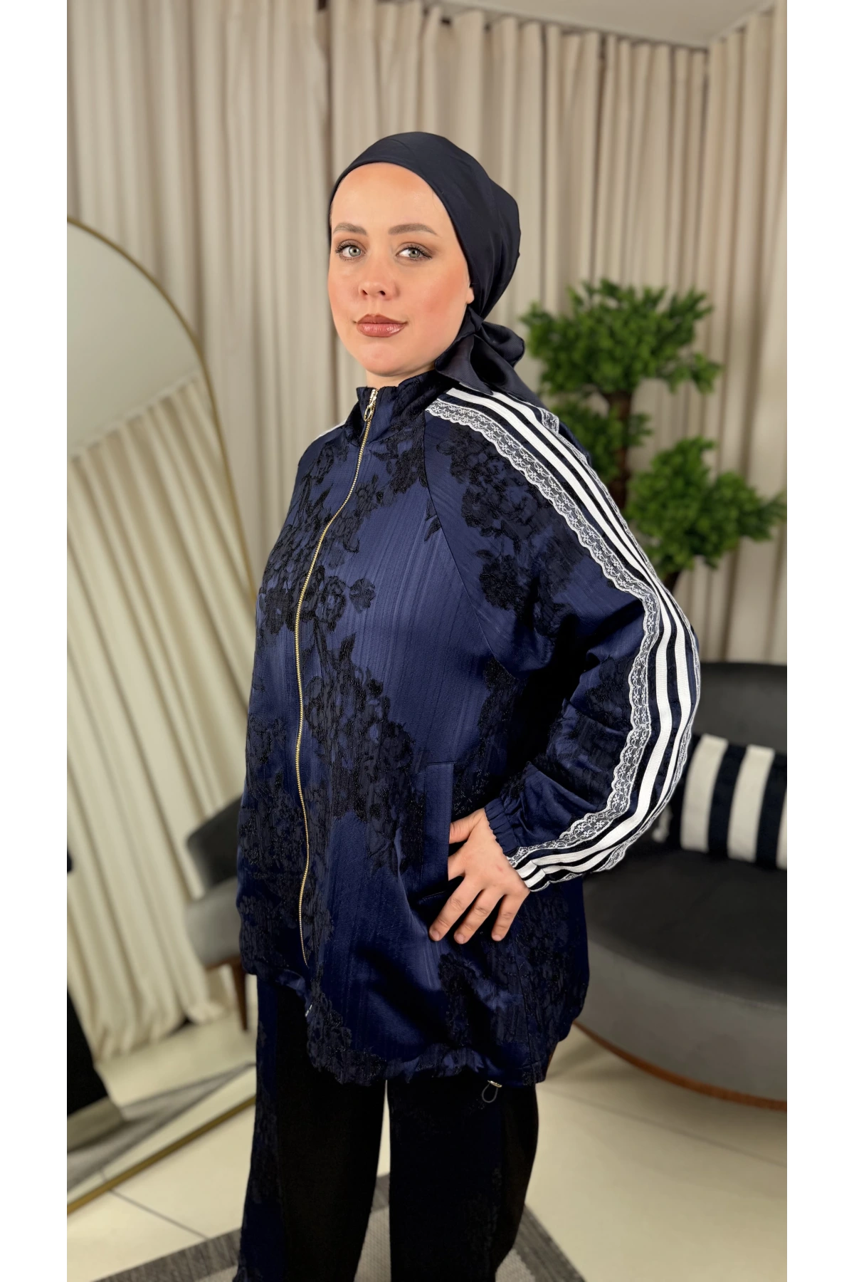 Ghisa Dantel Detaylı Kadın Lacivert Takım 26KGSTKM3271