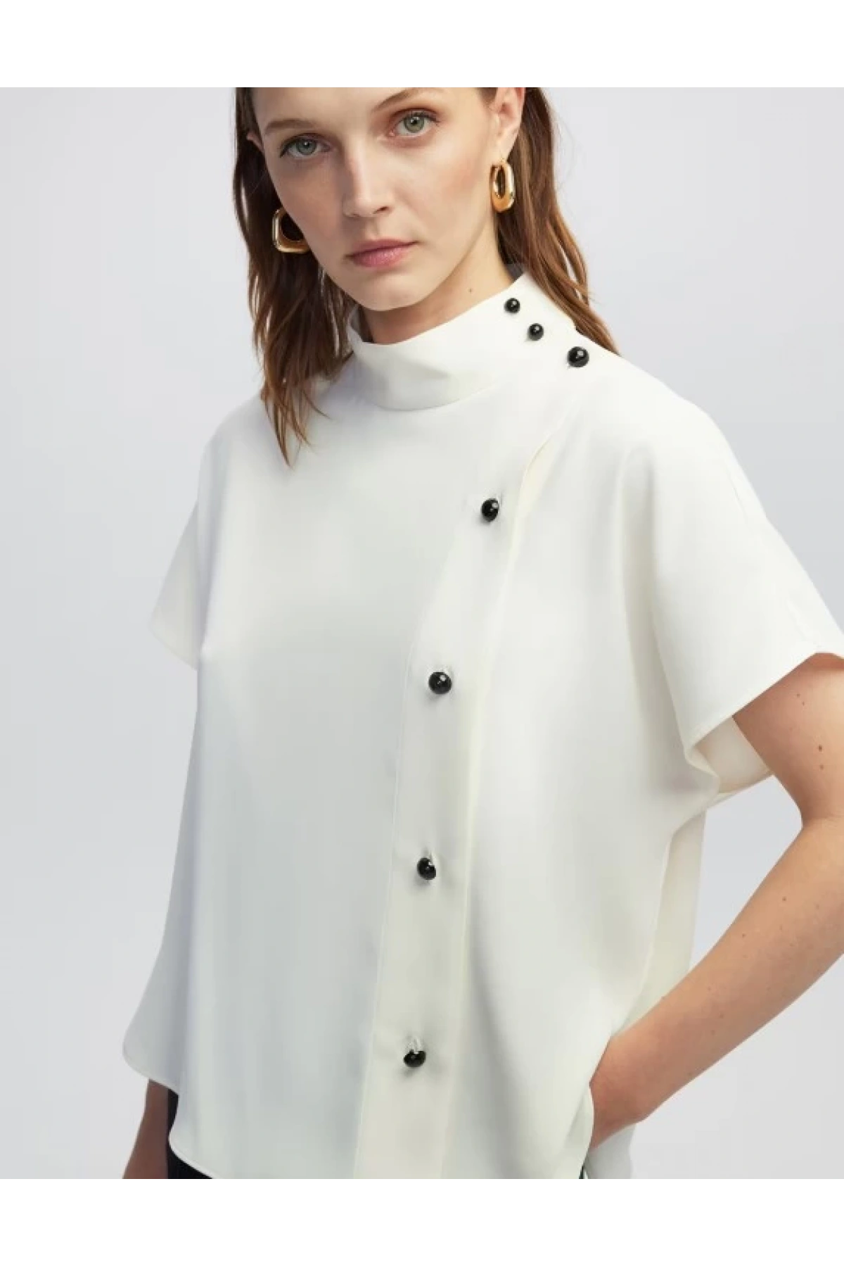 İpekyol Kontrast Düğmeli Bluz IW6250006066
