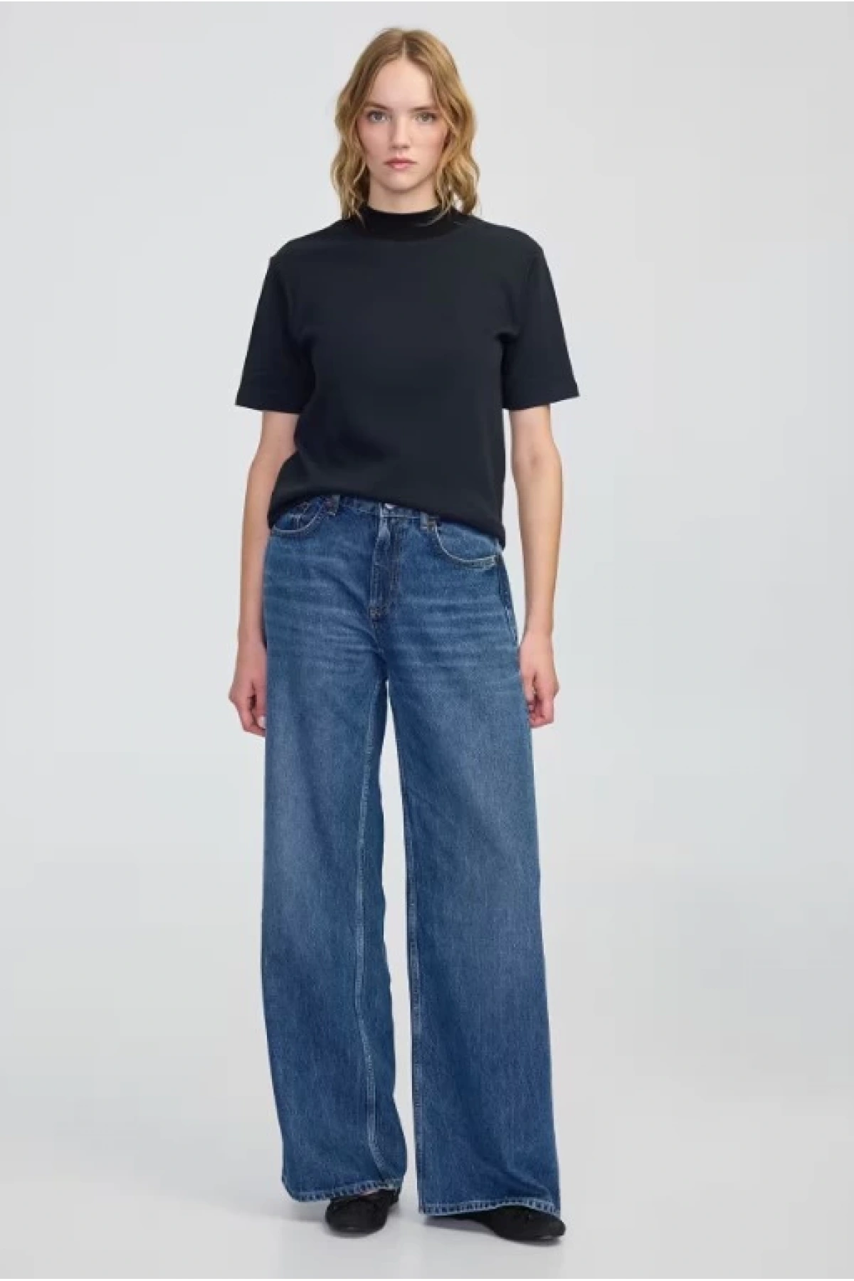 İpekyol Rahat Kesim Dik Yaka T-shirt IW6250070126