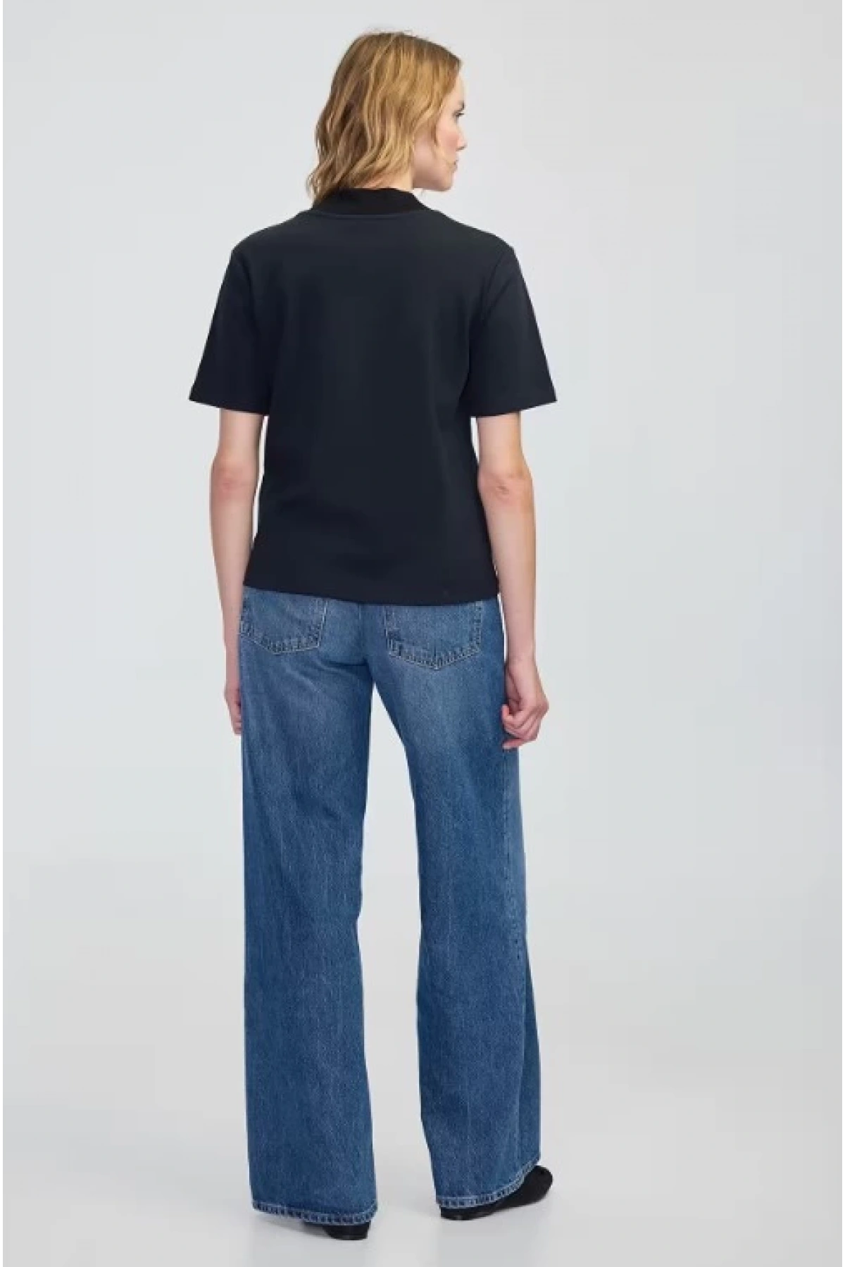 İpekyol Rahat Kesim Dik Yaka T-shirt IW6250070126