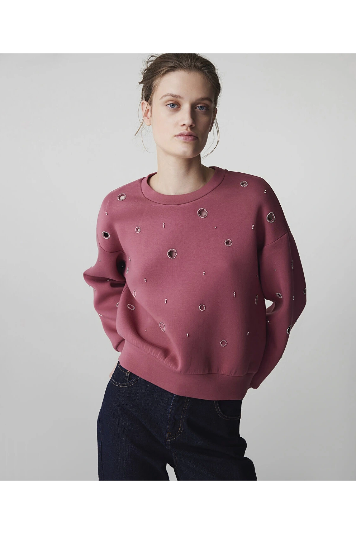 İpekyol Strass Taşlı Cutout Sweatshirt IS1260091021