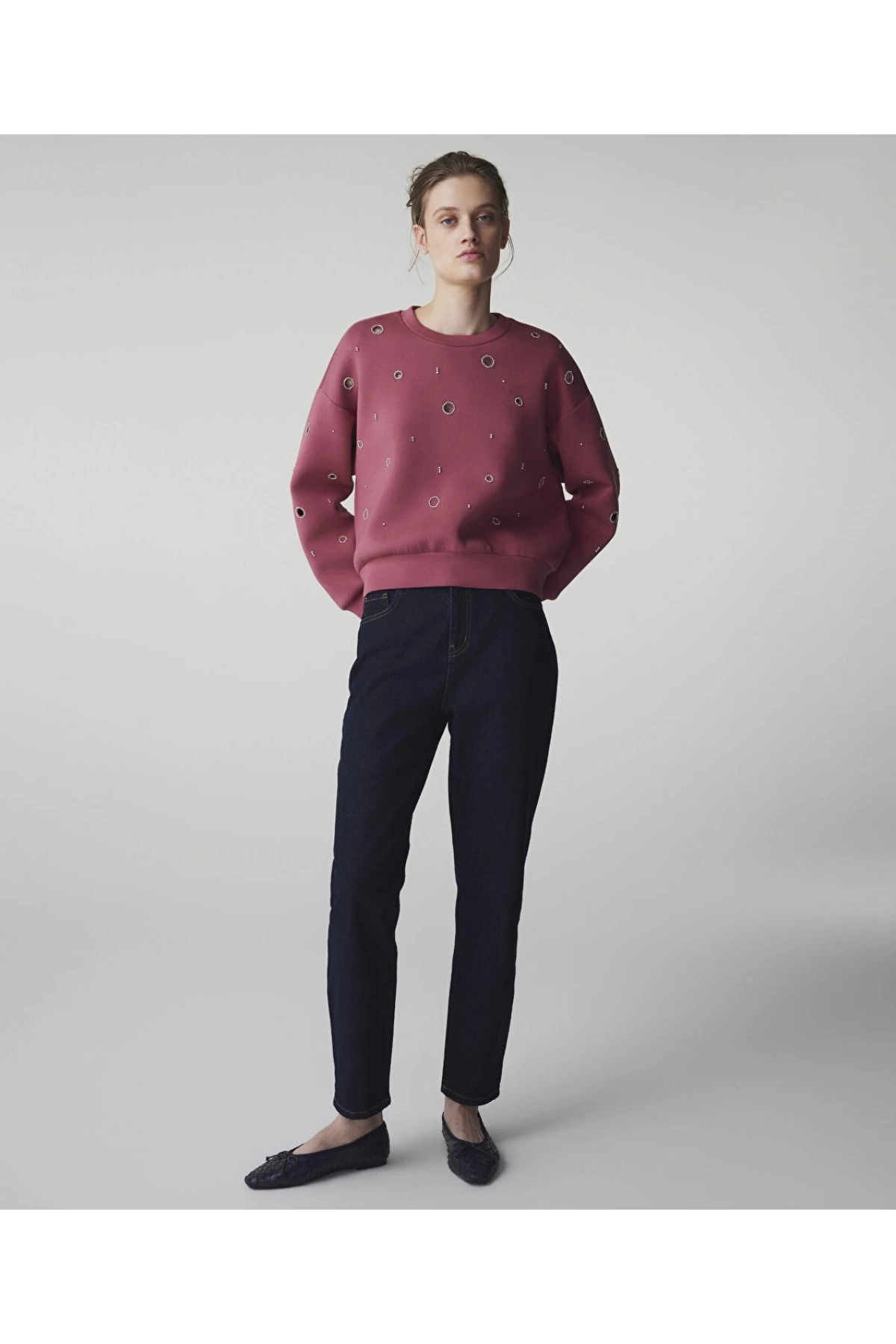 İpekyol Strass Taşlı Cutout Sweatshirt IS1260091021