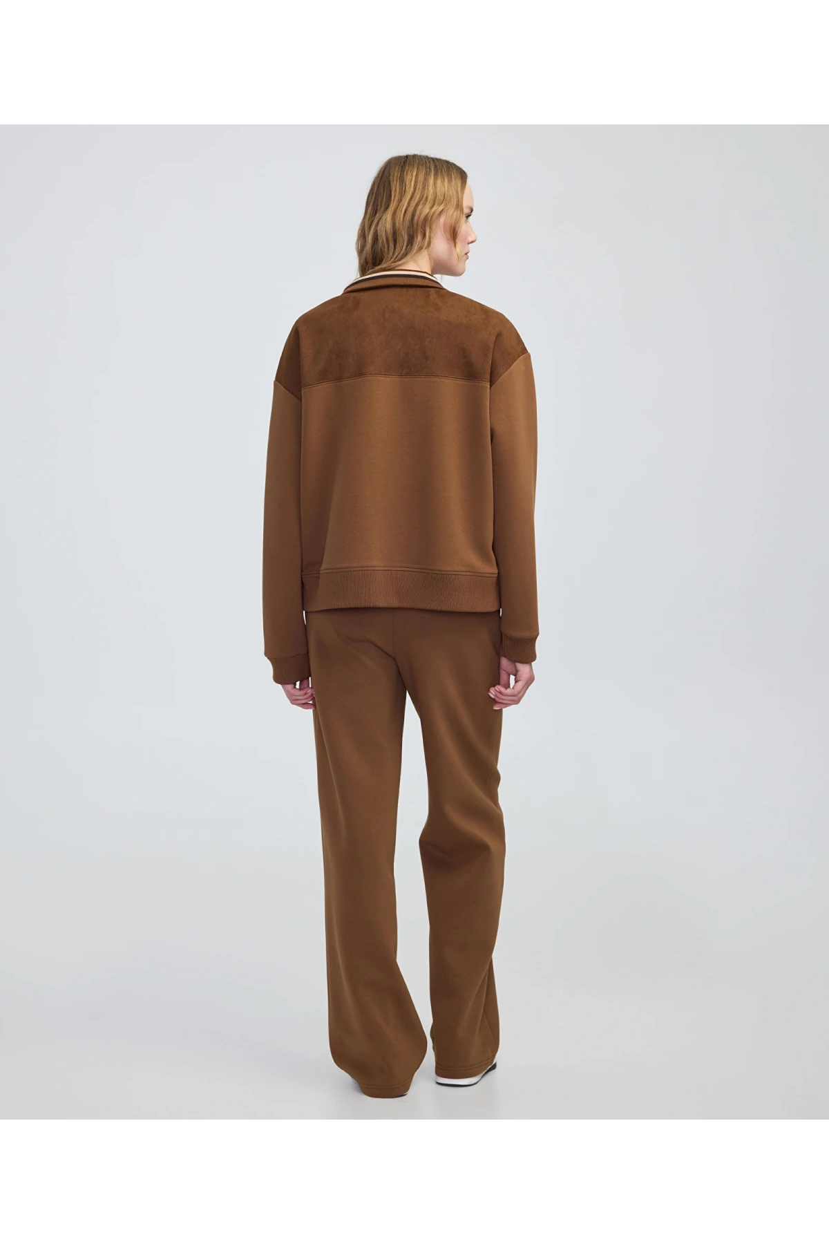 İpekyol Üç Boyutlu Monogram Kadın Nakışlı Taba Sweatshirt IW6250091059