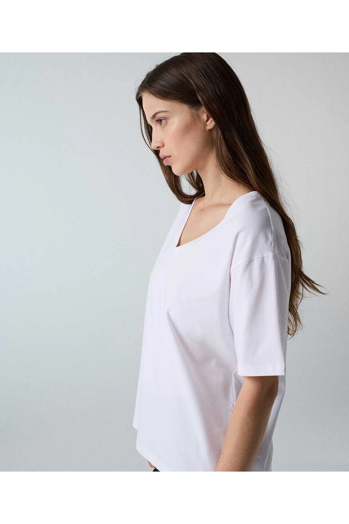 İpekyol V Yaka Basic T-Shirt IW6260070138