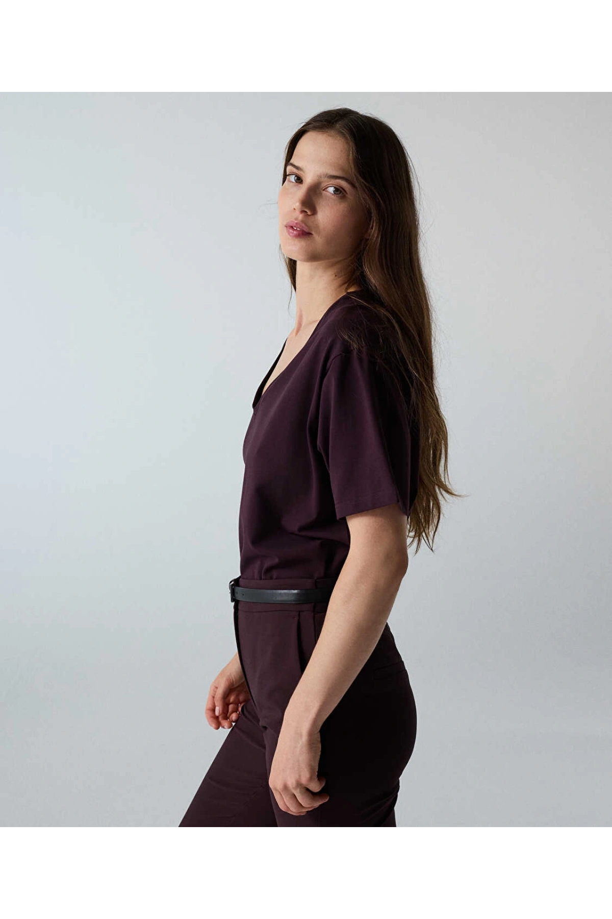 İpekyol V Yaka Basic T-Shirt IW6260070138