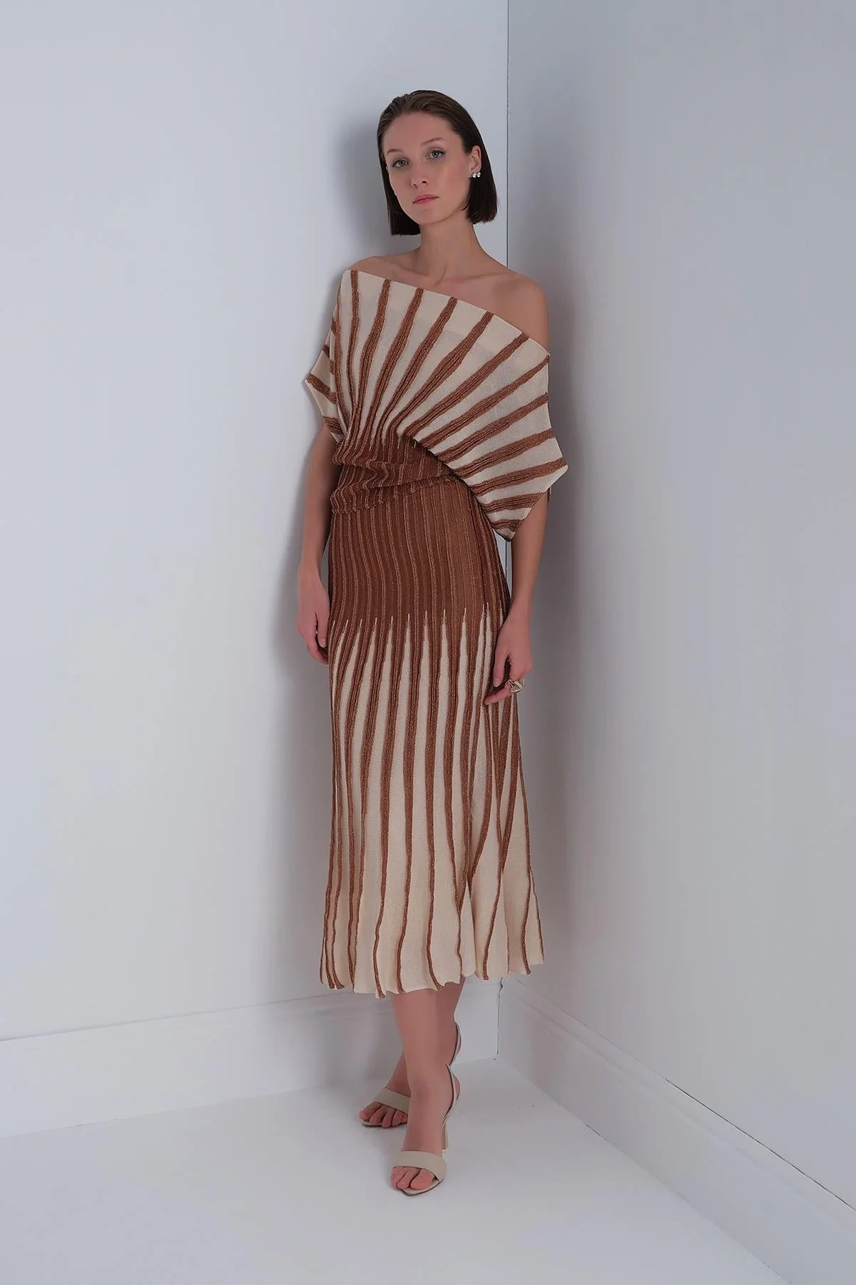 Join Us Sim Detaylı Piliseli Midi Etek 2025S072