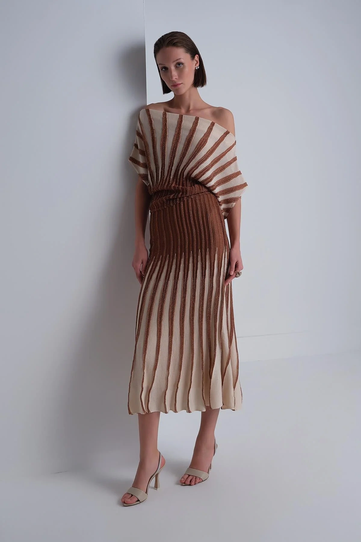 Join Us Slim Detaylı Kayık Yaka Bluz 2025S075