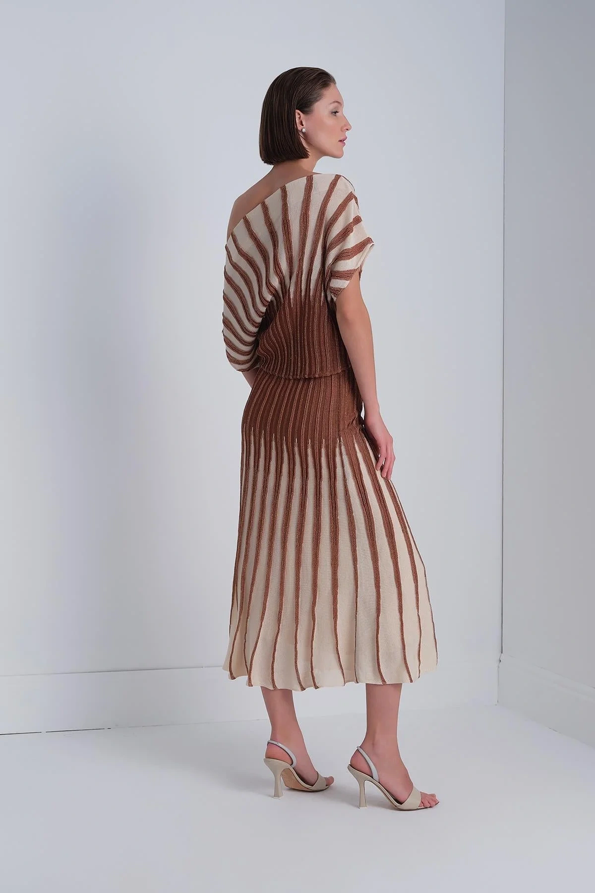 Join Us Slim Detaylı Kayık Yaka Bluz 2025S075