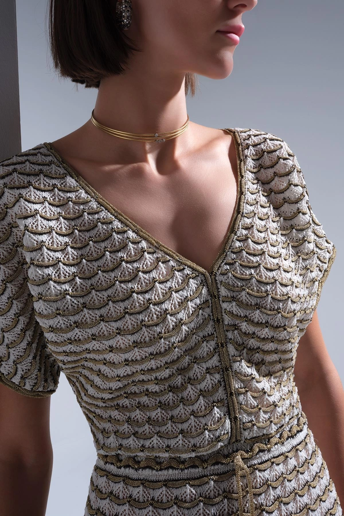 Join Us V Yaka Beli Lastikli Midi Elbise 2025S083