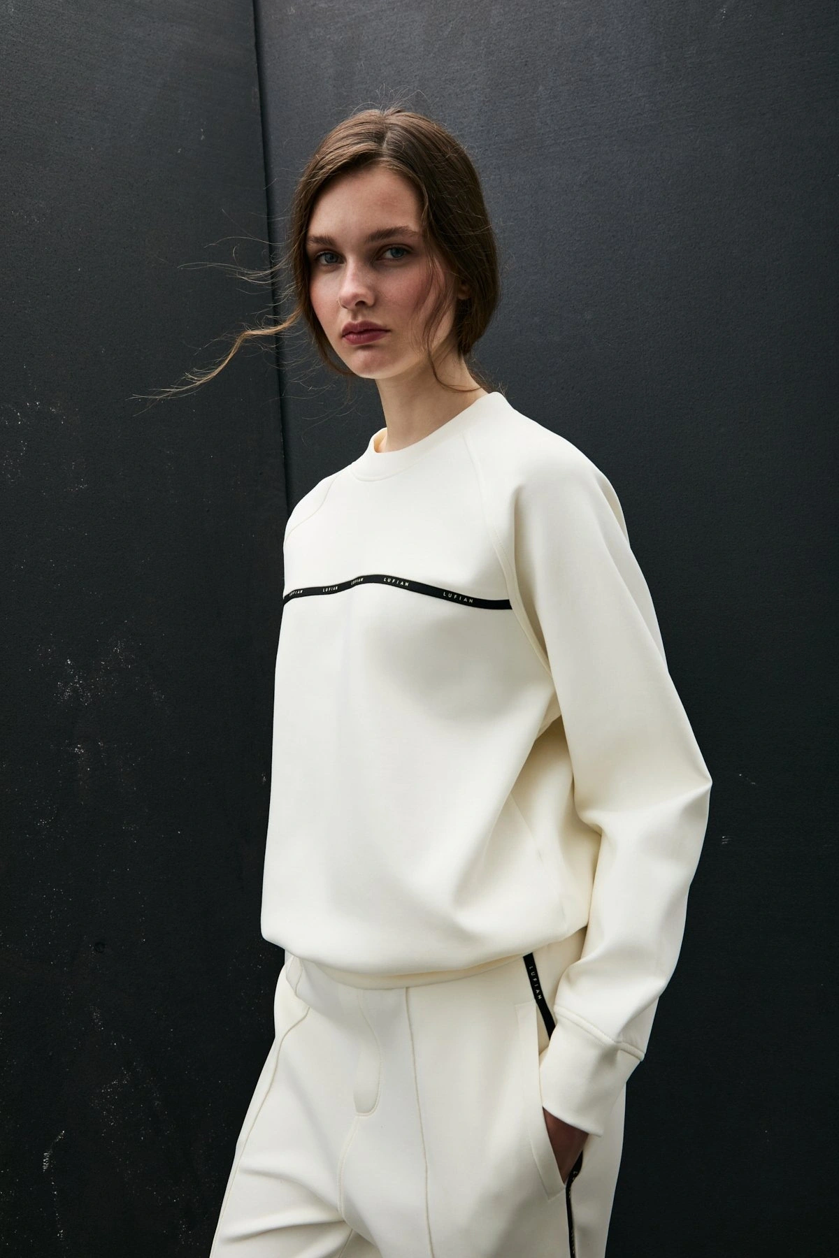 Lufian Angelina Kadın Kırık Beyaz Örme Sweatshirt 122030019