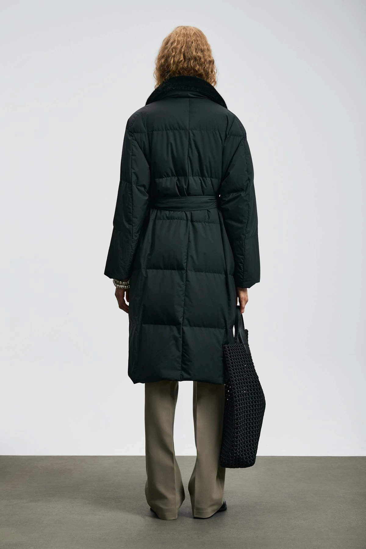 Lufian Hermes Kaz Tüyü Kadın Siyah Mont 122120048