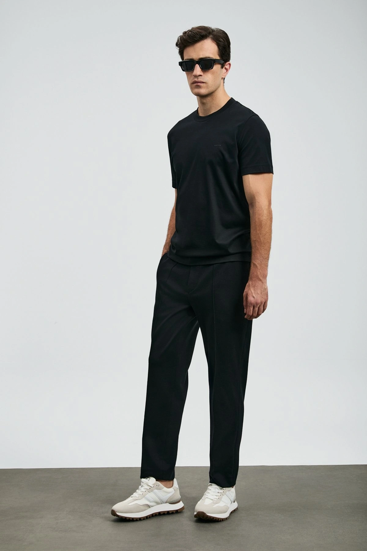 Lufian Roland Erkek Siyah Basic T-Shirt 112020058