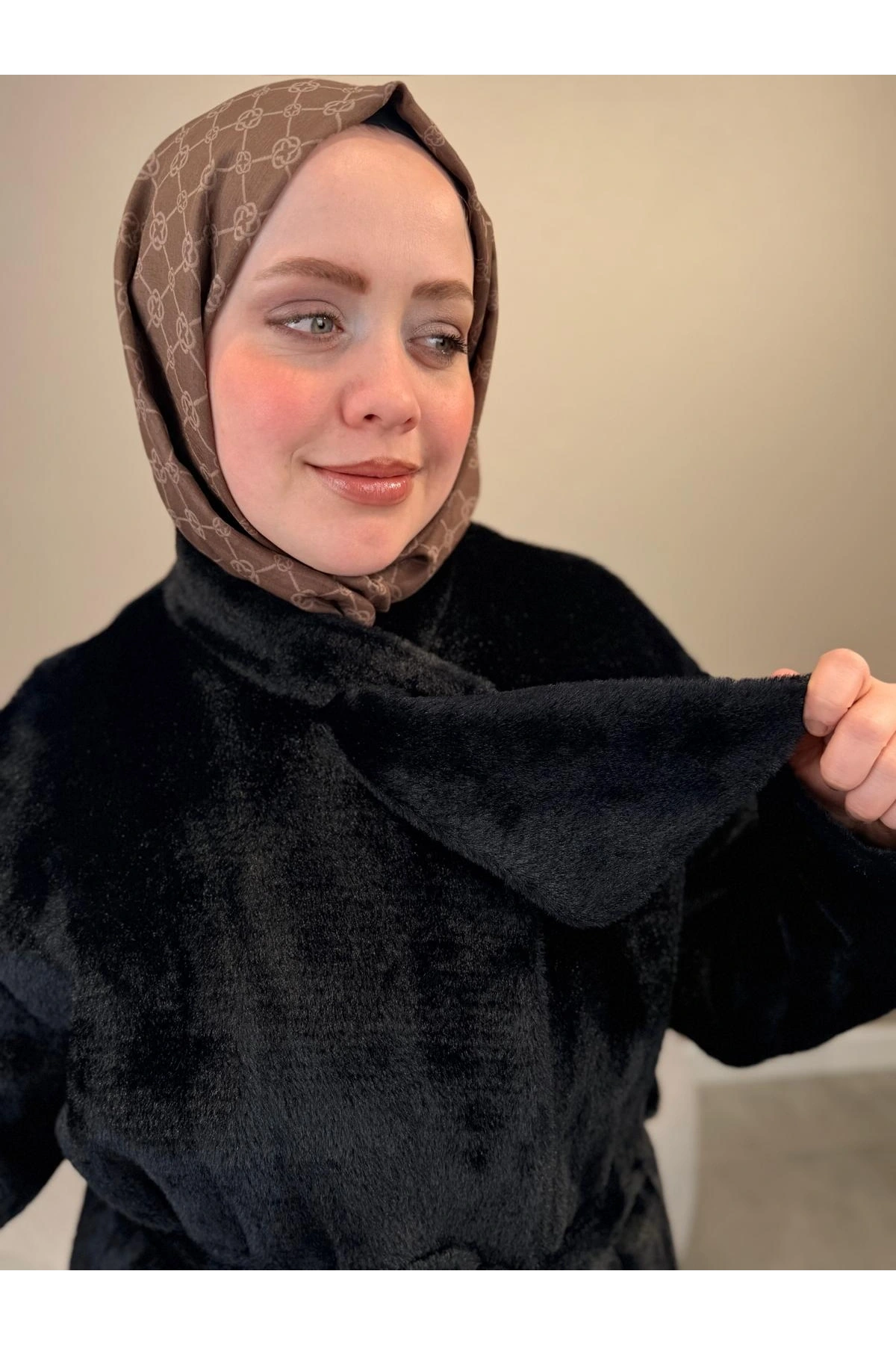 Matex Yaka Detay Uzun Kaban 8250