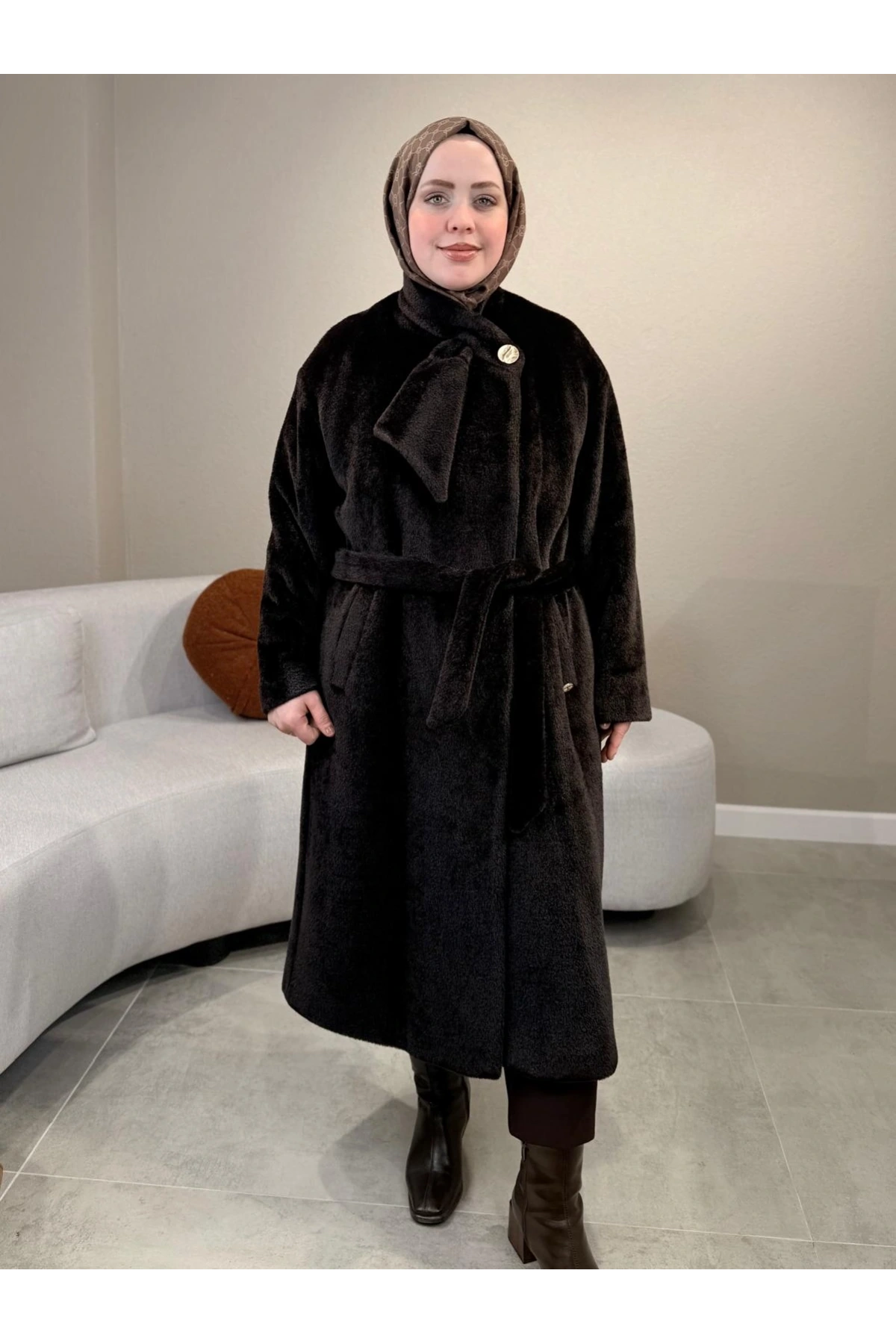 Matex Yaka Detay Uzun Kaban 8250