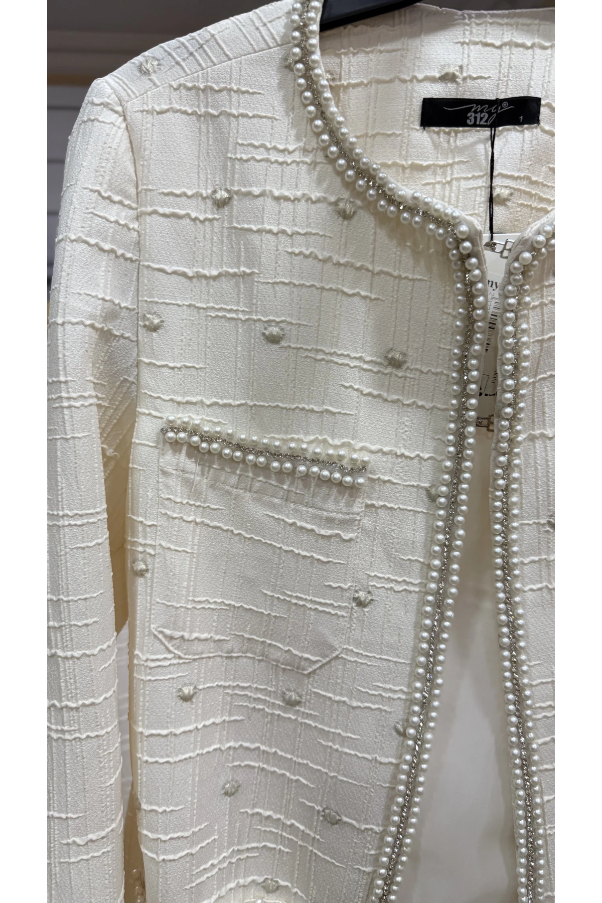 My312 İşlemeli Jakar Takım 25S1434