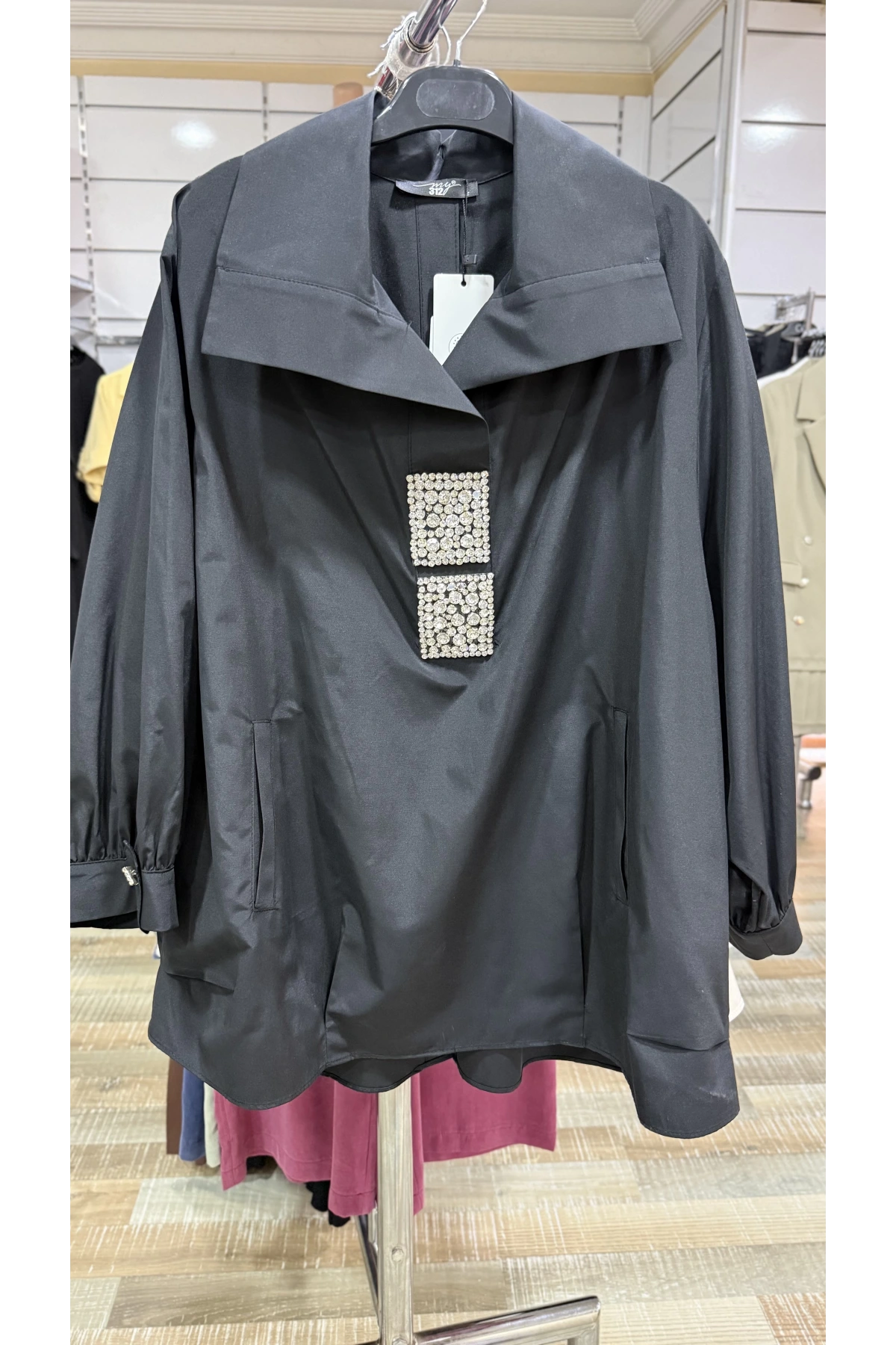 my312 Kare Taşlı Gömlek 25S8605