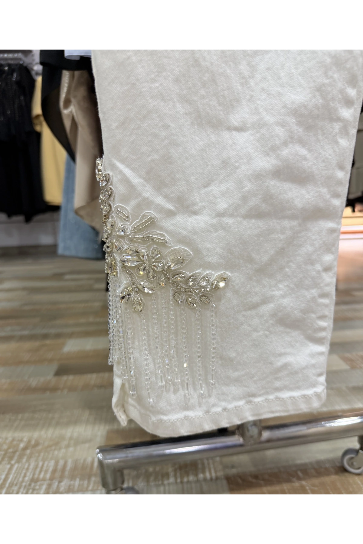 my312 Paçası Taş Boncuk İşlemeli Jean 25S2802-Ekru