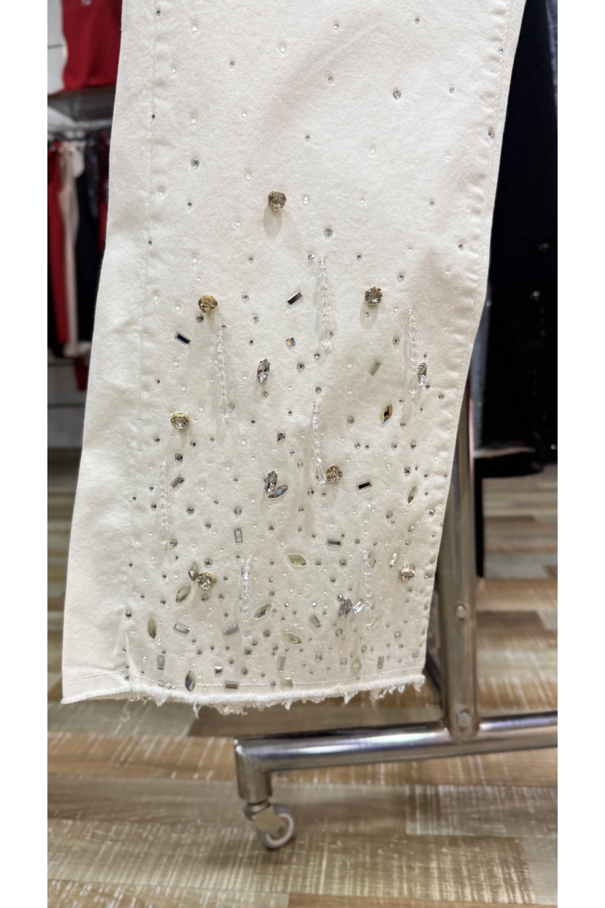 my312 Paçası Taşlı Jean Pantolon 25S2805