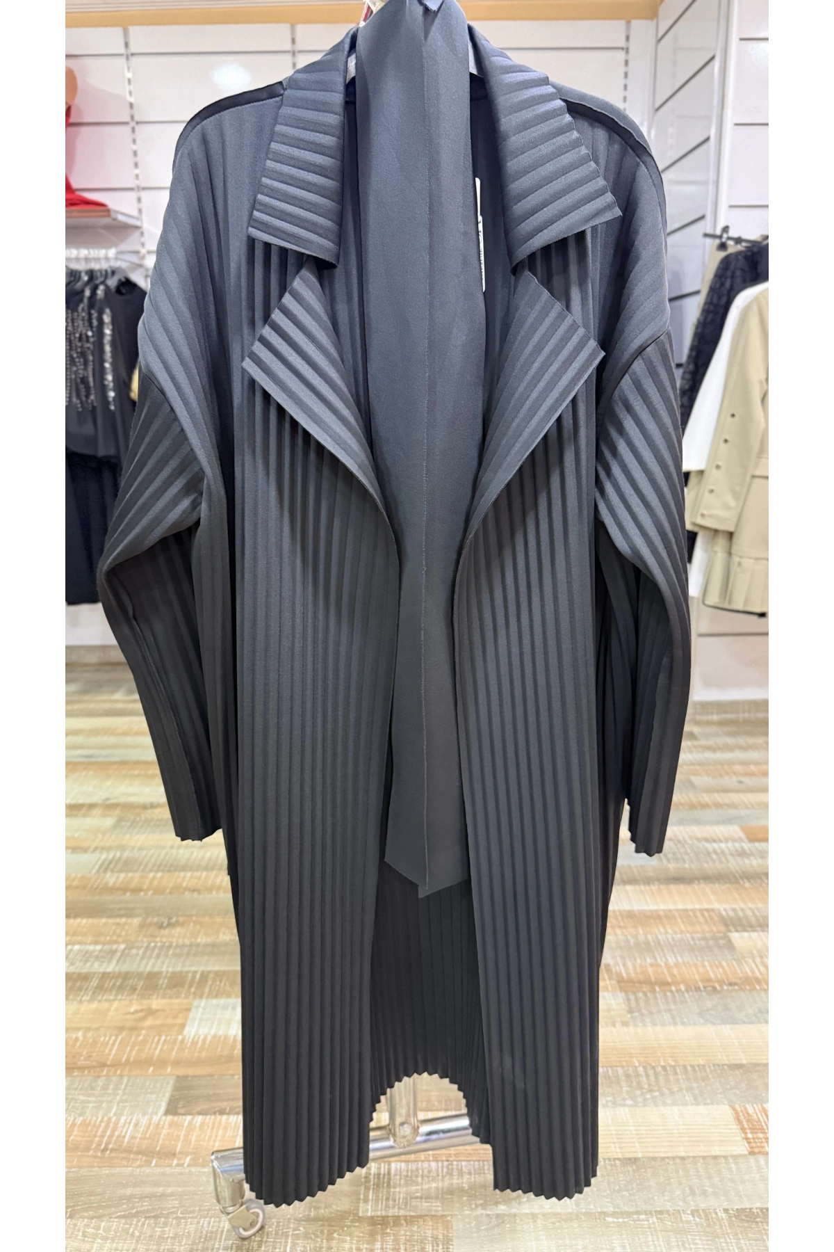 My312 Kadın Siyah Pliseli Kap 7850