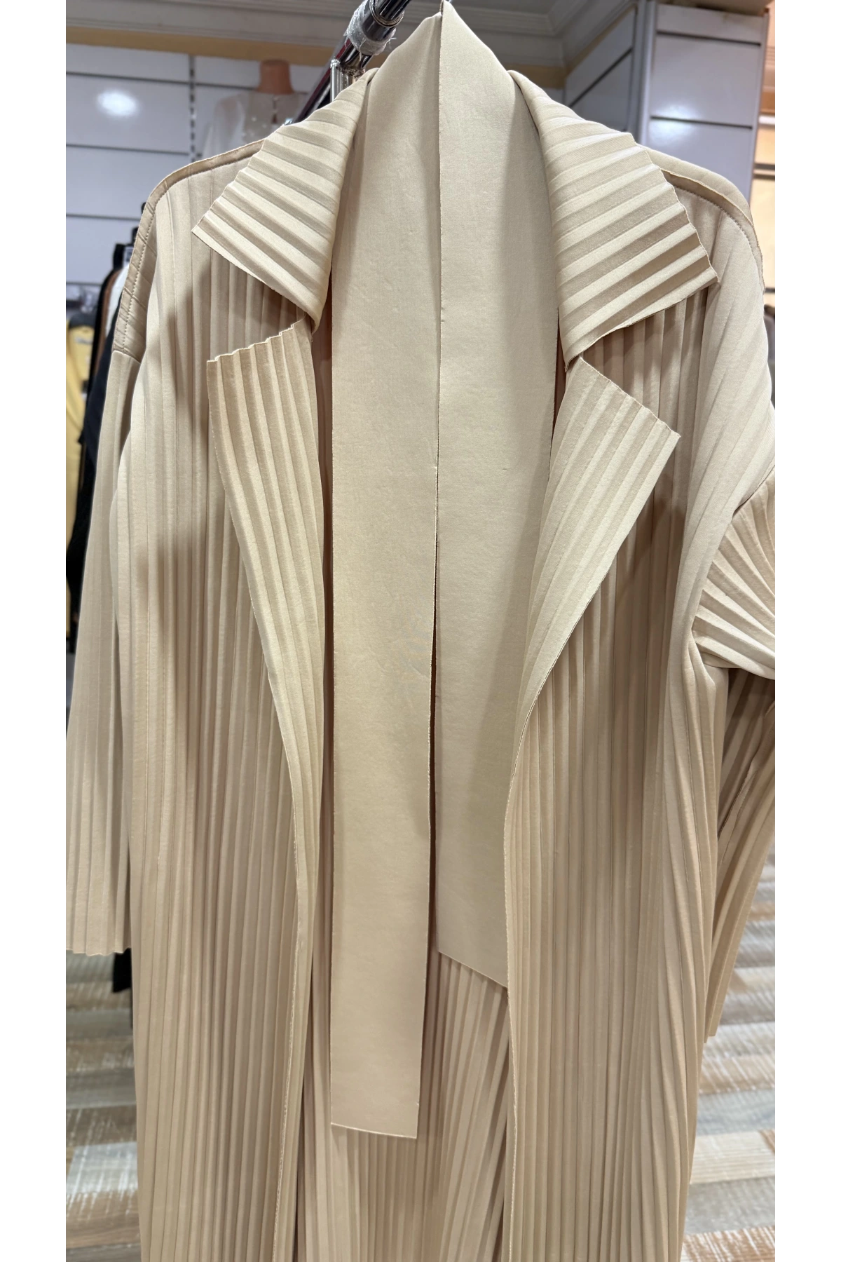 My312 Kadın Bej Pliseli Kap 7850