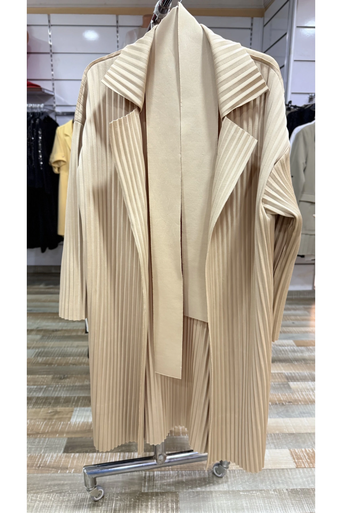 My312 Kadın Bej Pliseli Kap 7850