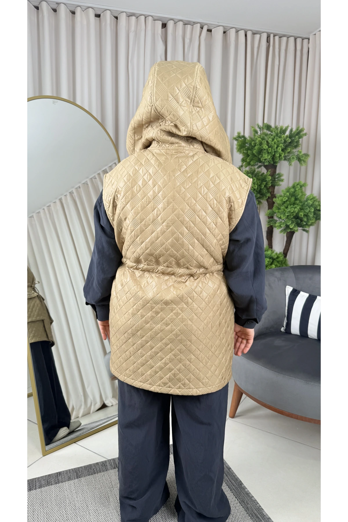 Nuss Cep Taşlı Kapitone Yelek 26K6022