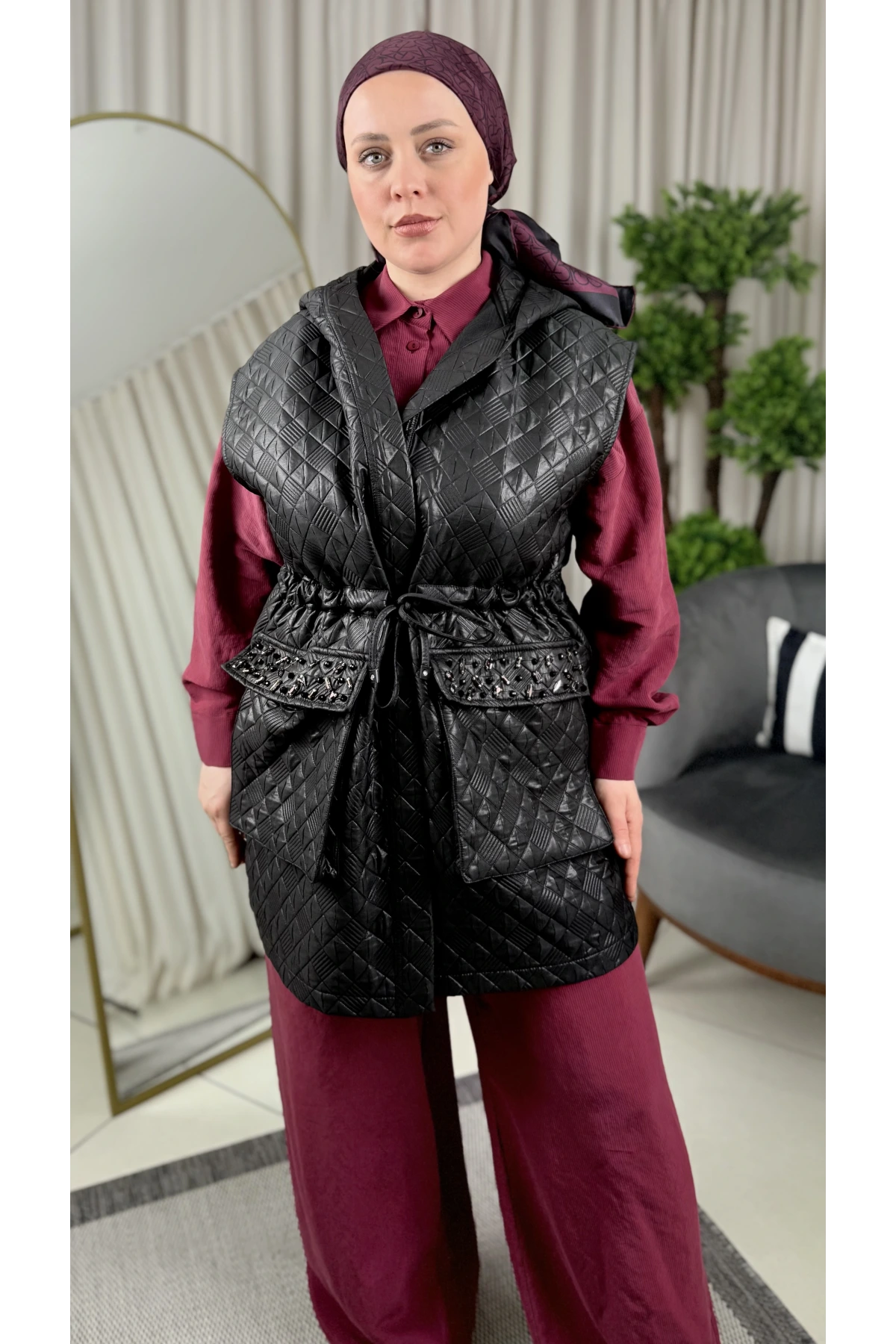 Nuss Cep Taşlı Kapitone Yelek 26K6022