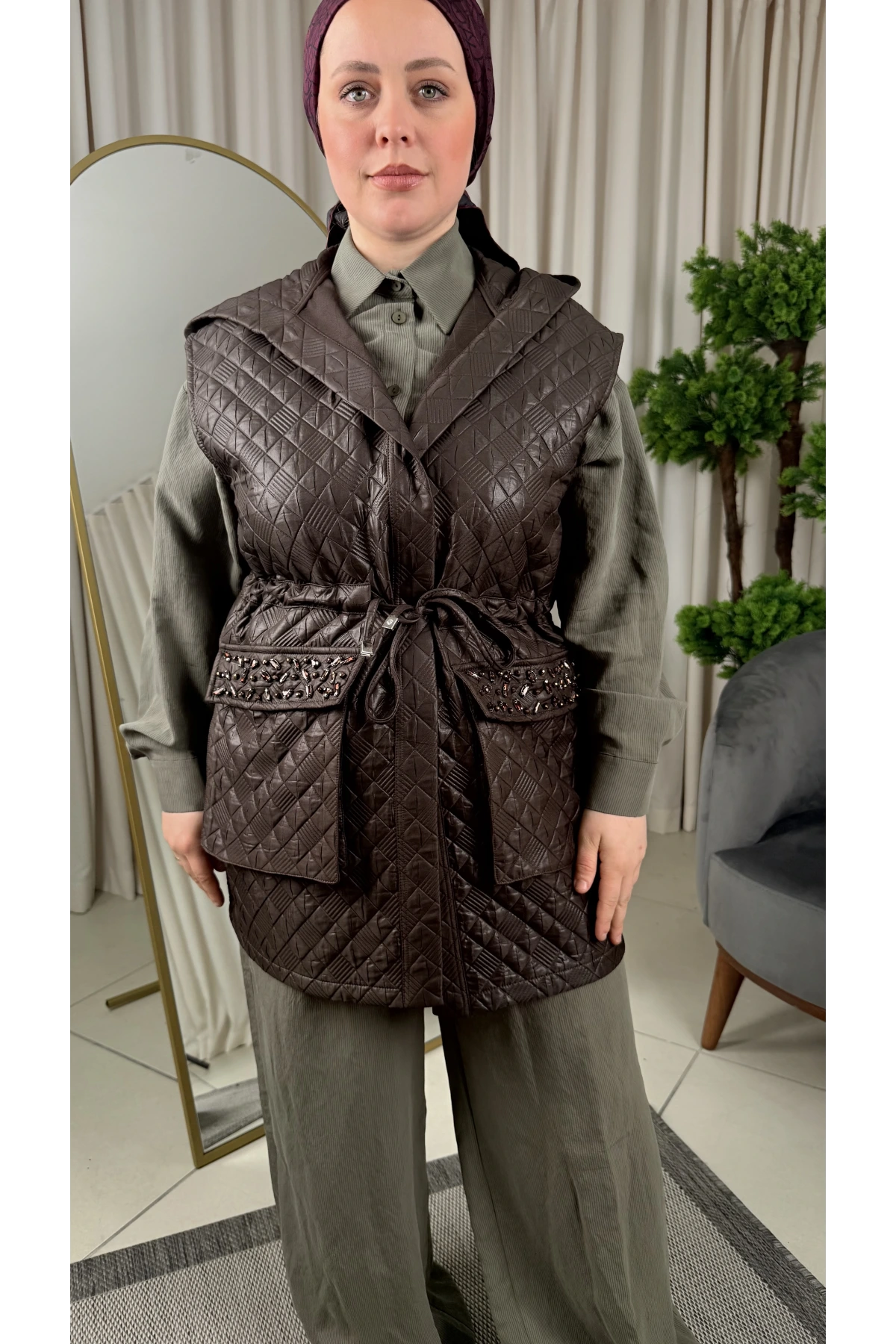 Nuss Cep Taşlı Kapitone Yelek 26K6022