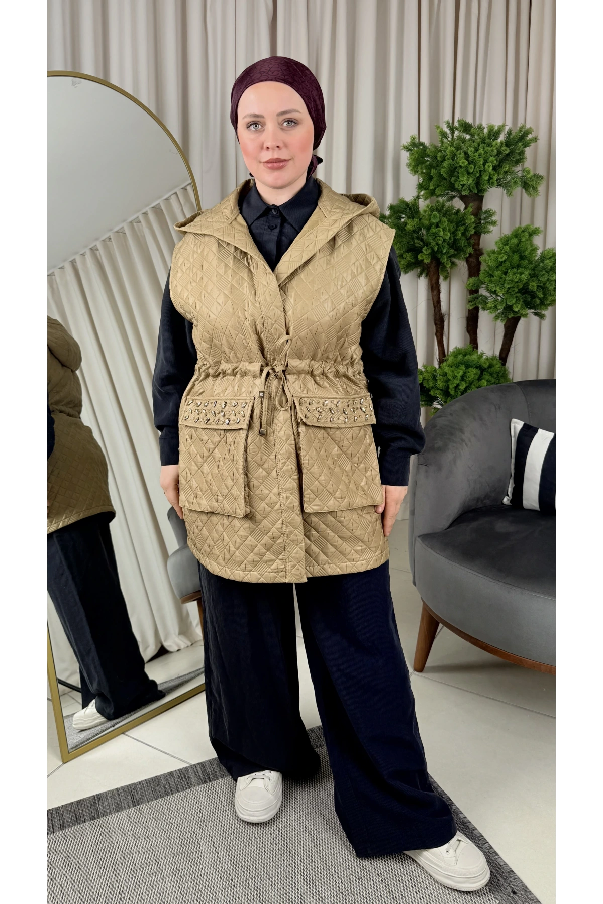 Nuss Cep Taşlı Kapitone Yelek 26K6022