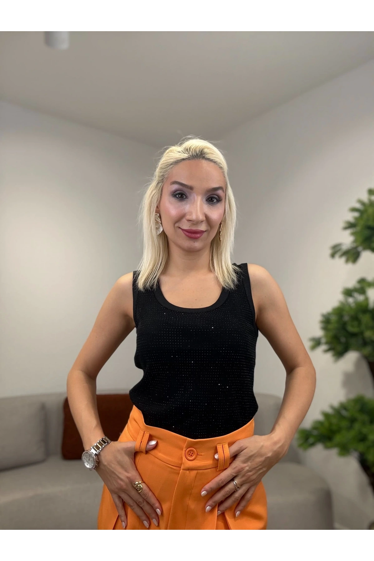 On Fashion Askılı Taşlı Bluz 70571