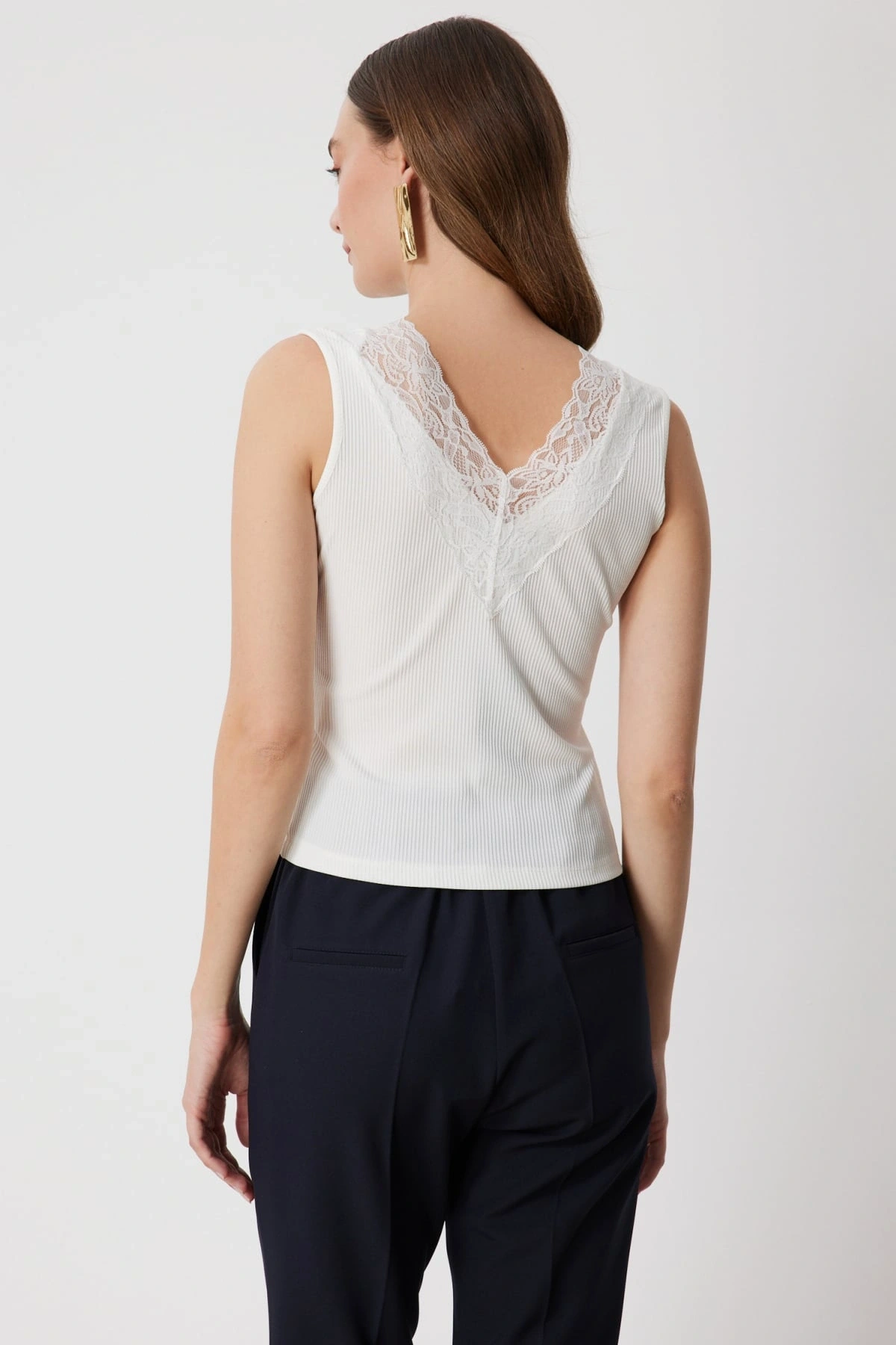On Fashion Dantelli V Yaka Kolsuz Bluz 71420