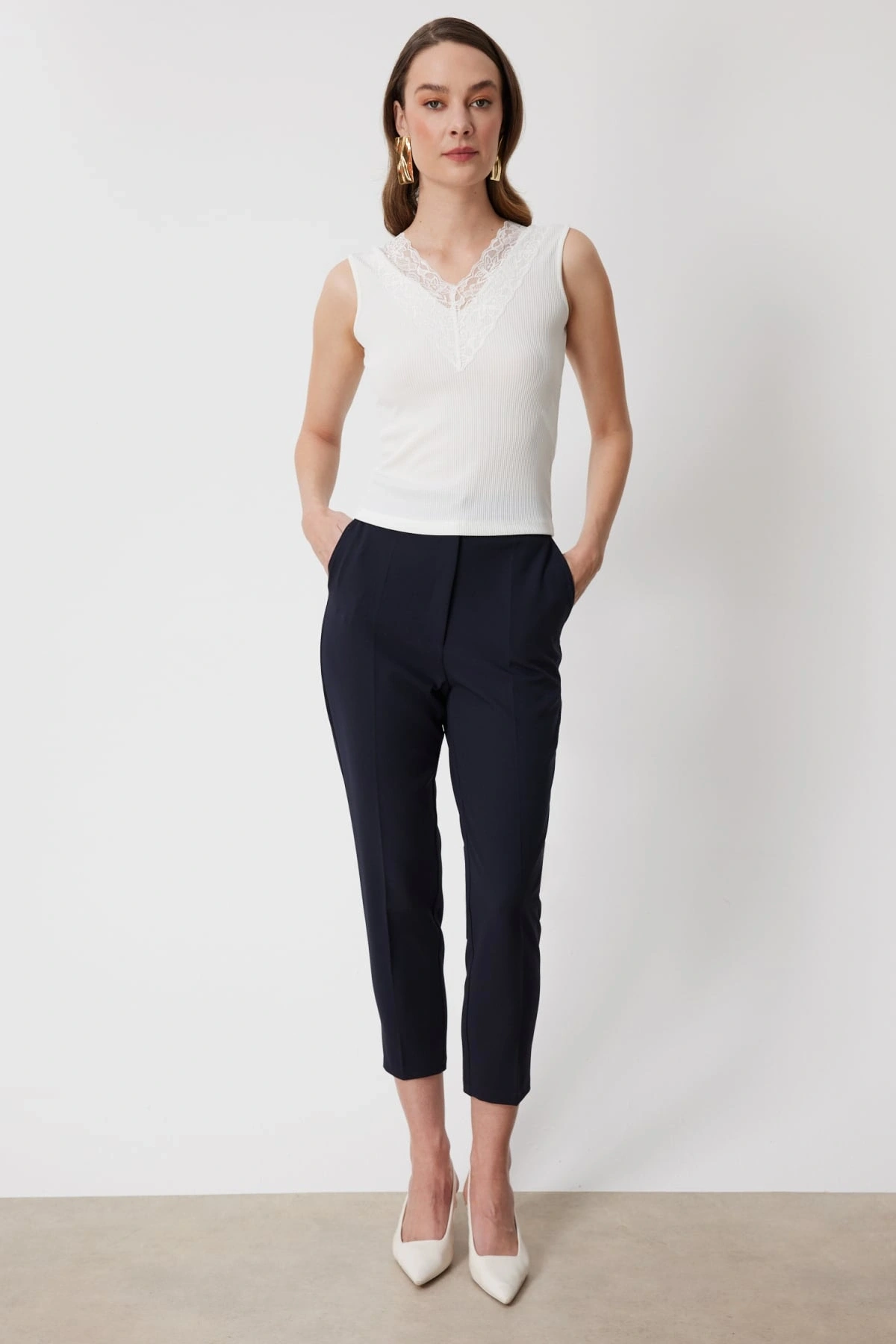 On Fashion Dantelli V Yaka Kolsuz Bluz 71420