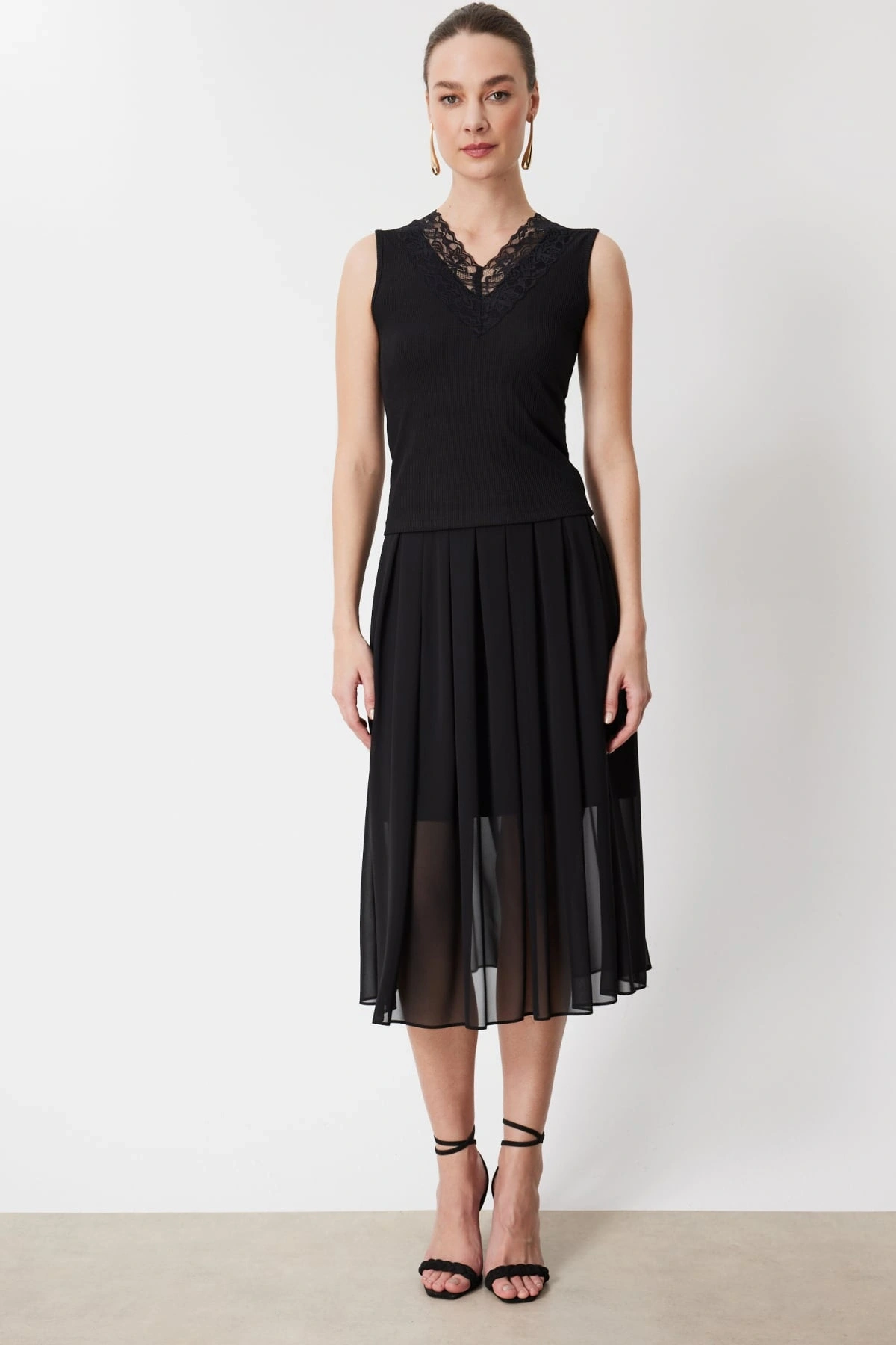On Fashion Dantelli V Yaka Kolsuz Bluz 71420