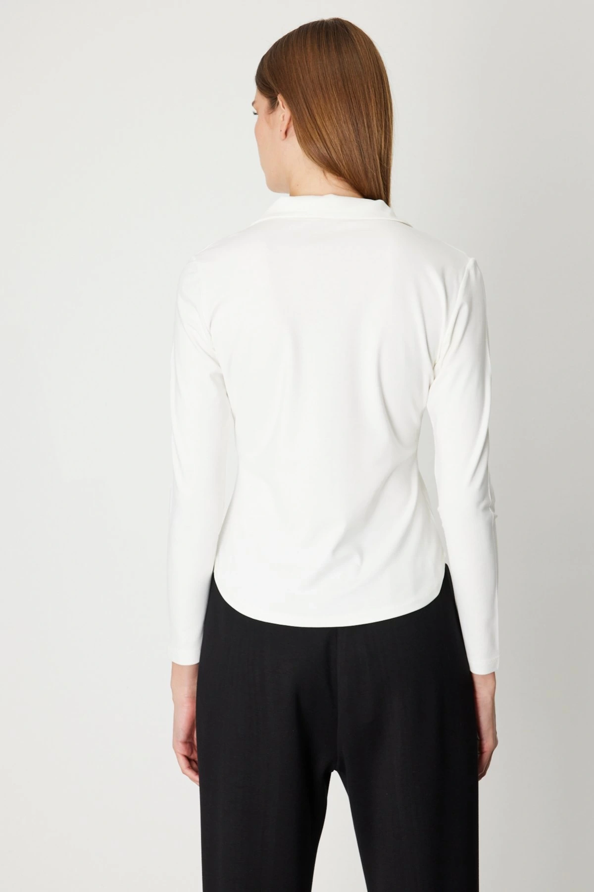 On Fashion Dikişli V Yaka Uzun Kol Bluz 61366
