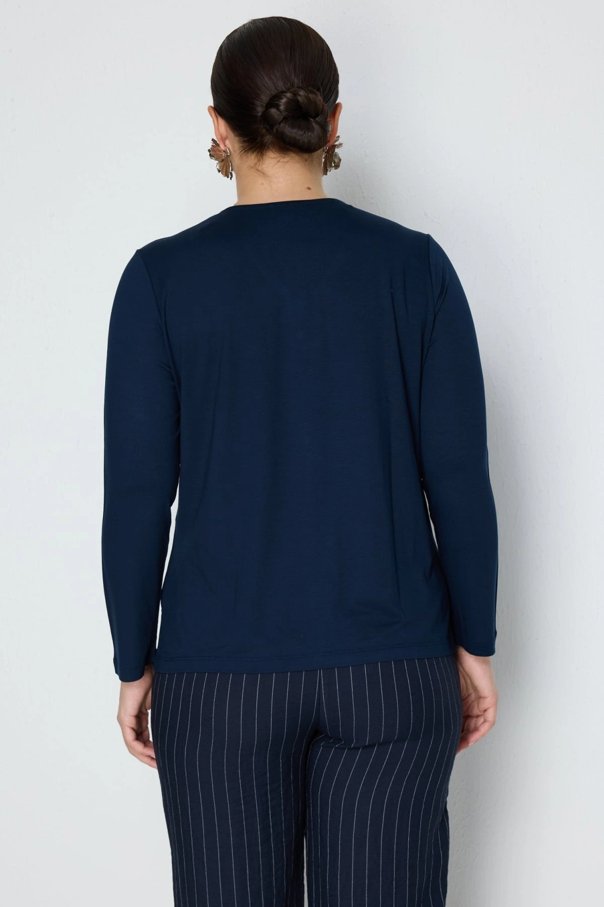 On Fashion Düğmeli Taşlı Uzun Bluz 71470