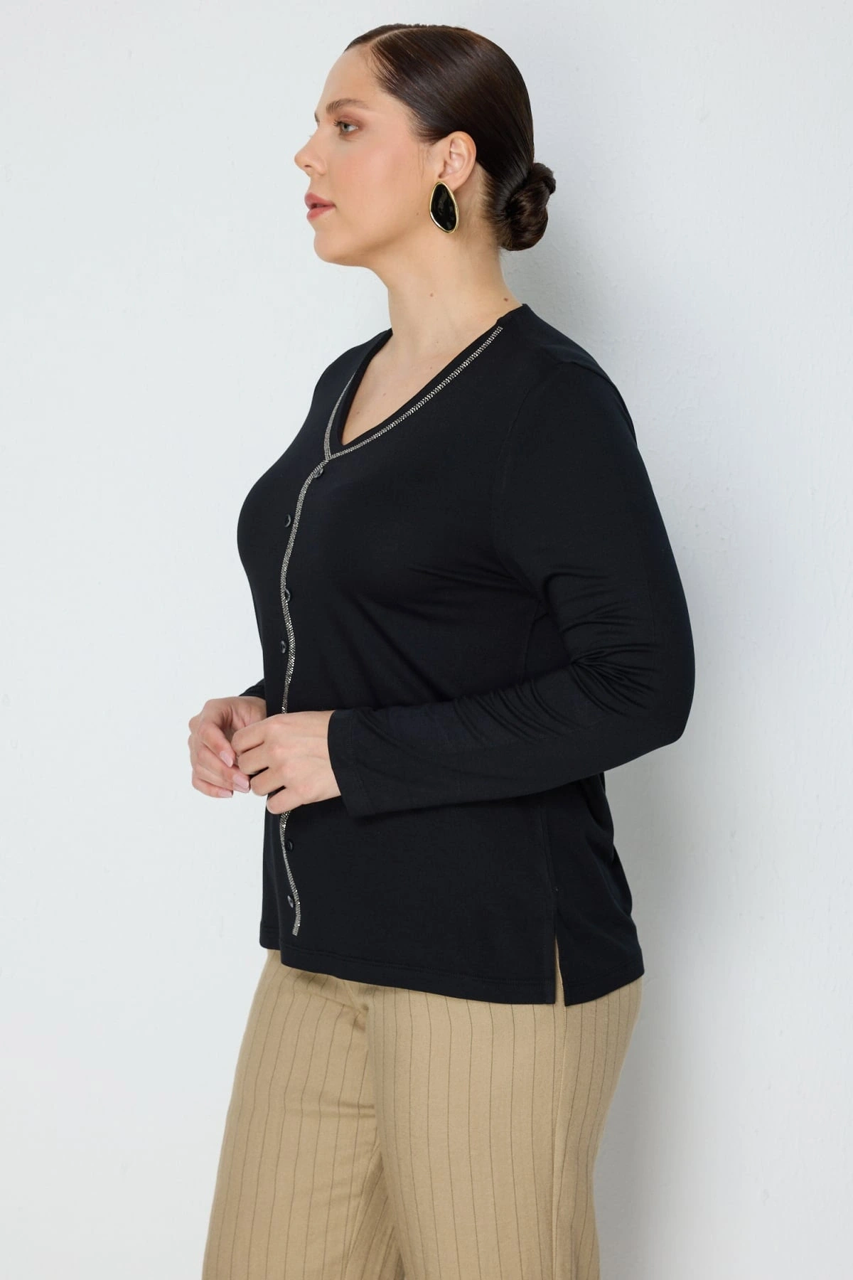 On Fashion Düğmeli Taşlı Uzun Bluz 71470