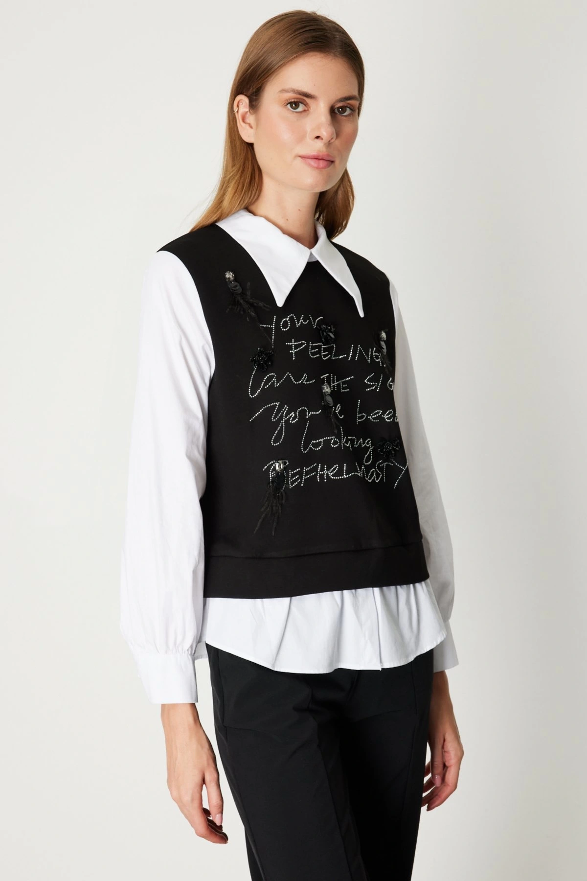 On Fashion İşlemeli Süveterli Gömlekli Bluz 66332