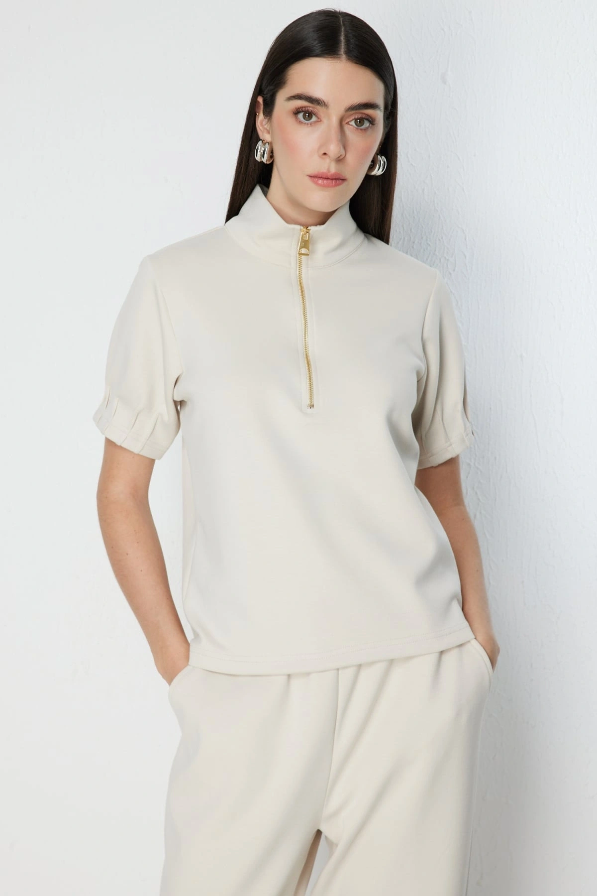 On Fashion Kolları Dikişli Önü Fermurlı Dik Yaka Bluz 76373