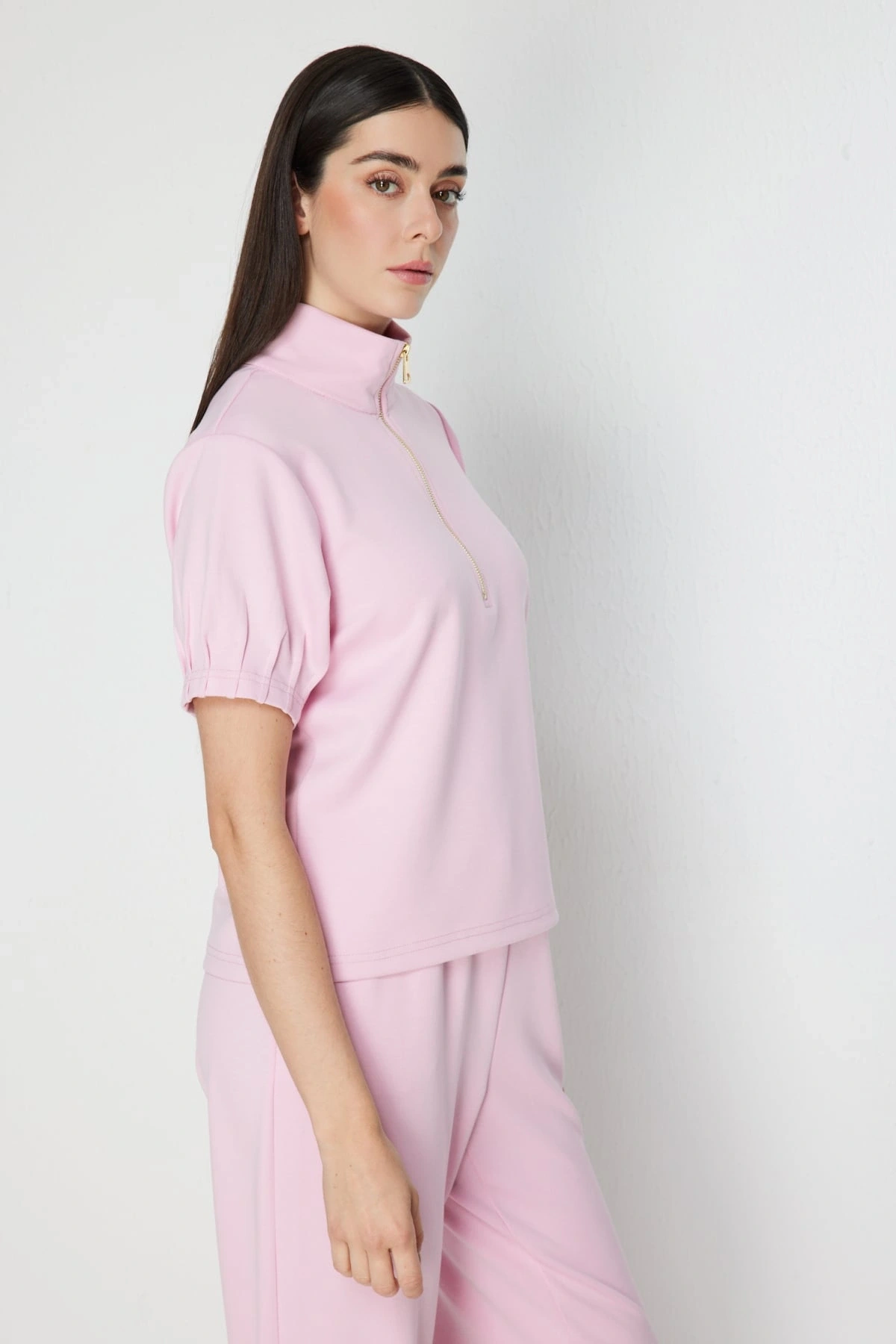 On Fashion Kolları Dikişli Önü Fermurlı Dik Yaka Bluz 76373