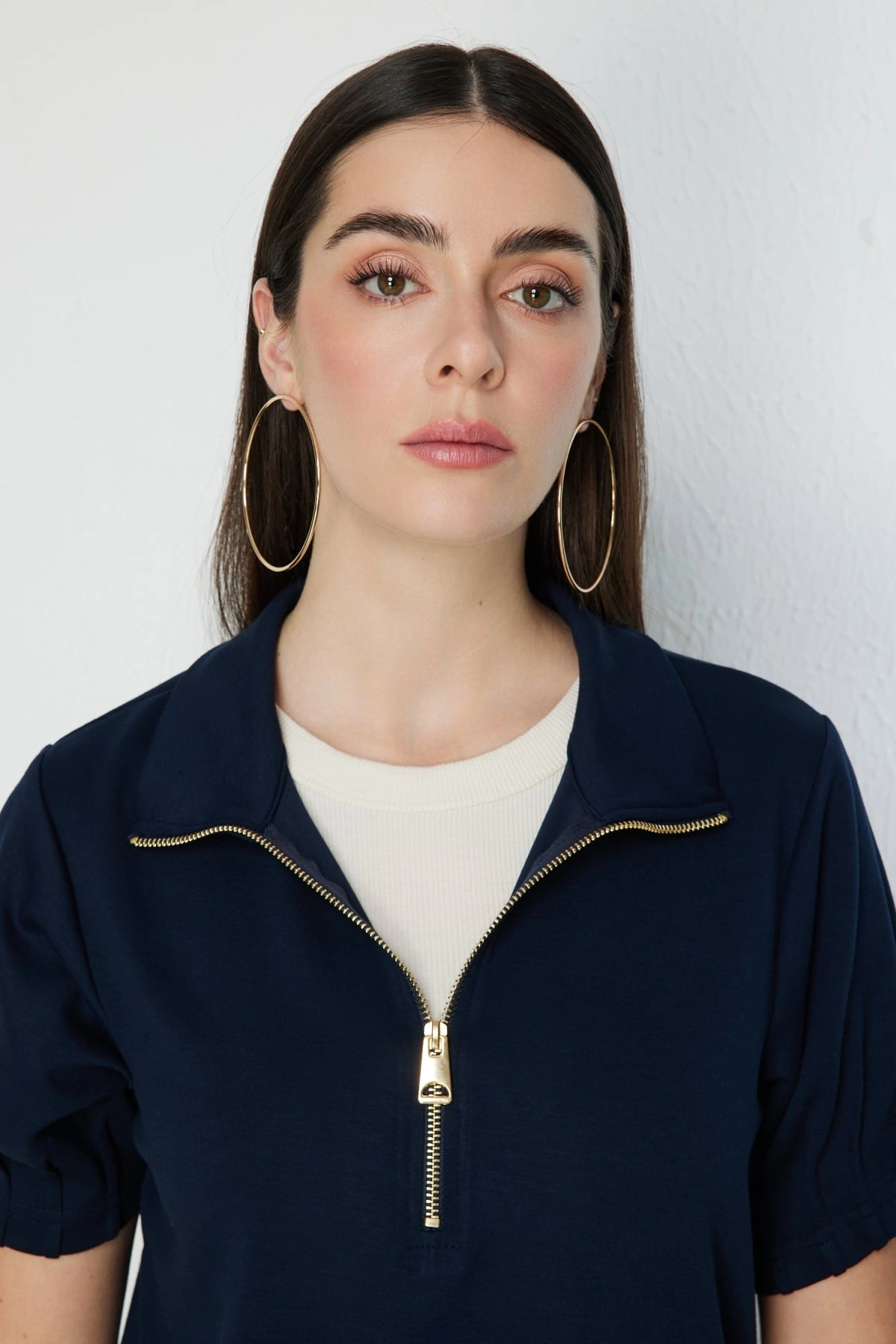 On Fashion Kolları Dikişli Önü Fermurlı Dik Yaka Bluz 76373