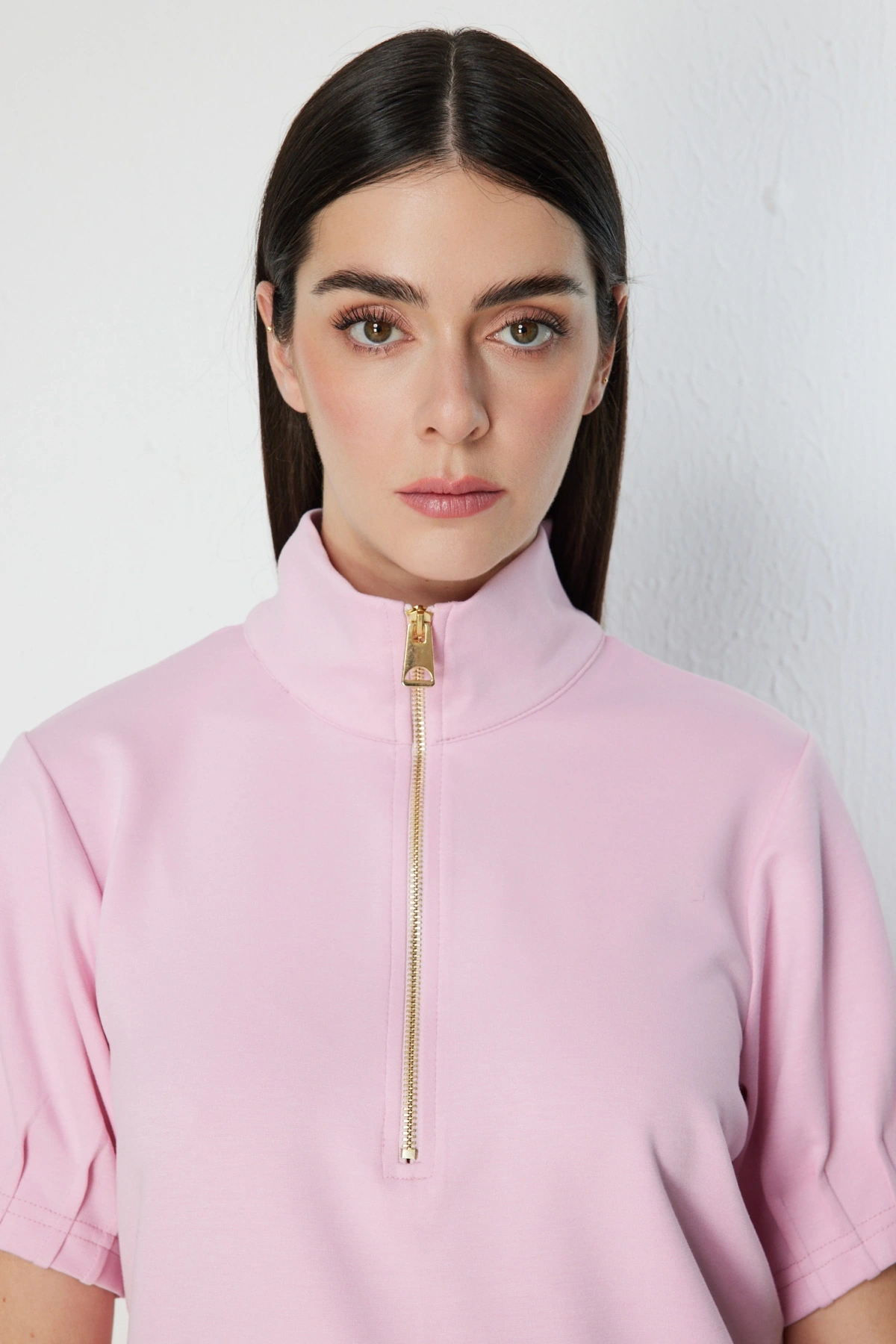 On Fashion Kolları Dikişli Önü Fermurlı Dik Yaka Bluz 76373