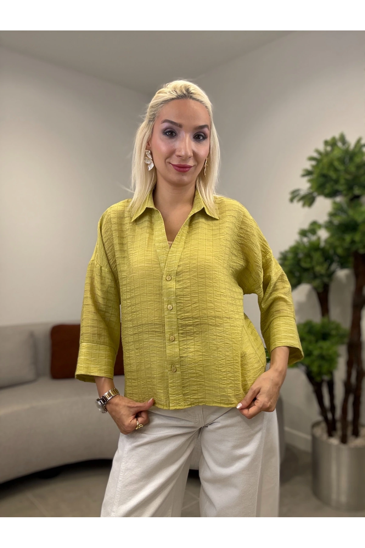 On Fashion V Yaka Yarım Kol Gömlek 74482