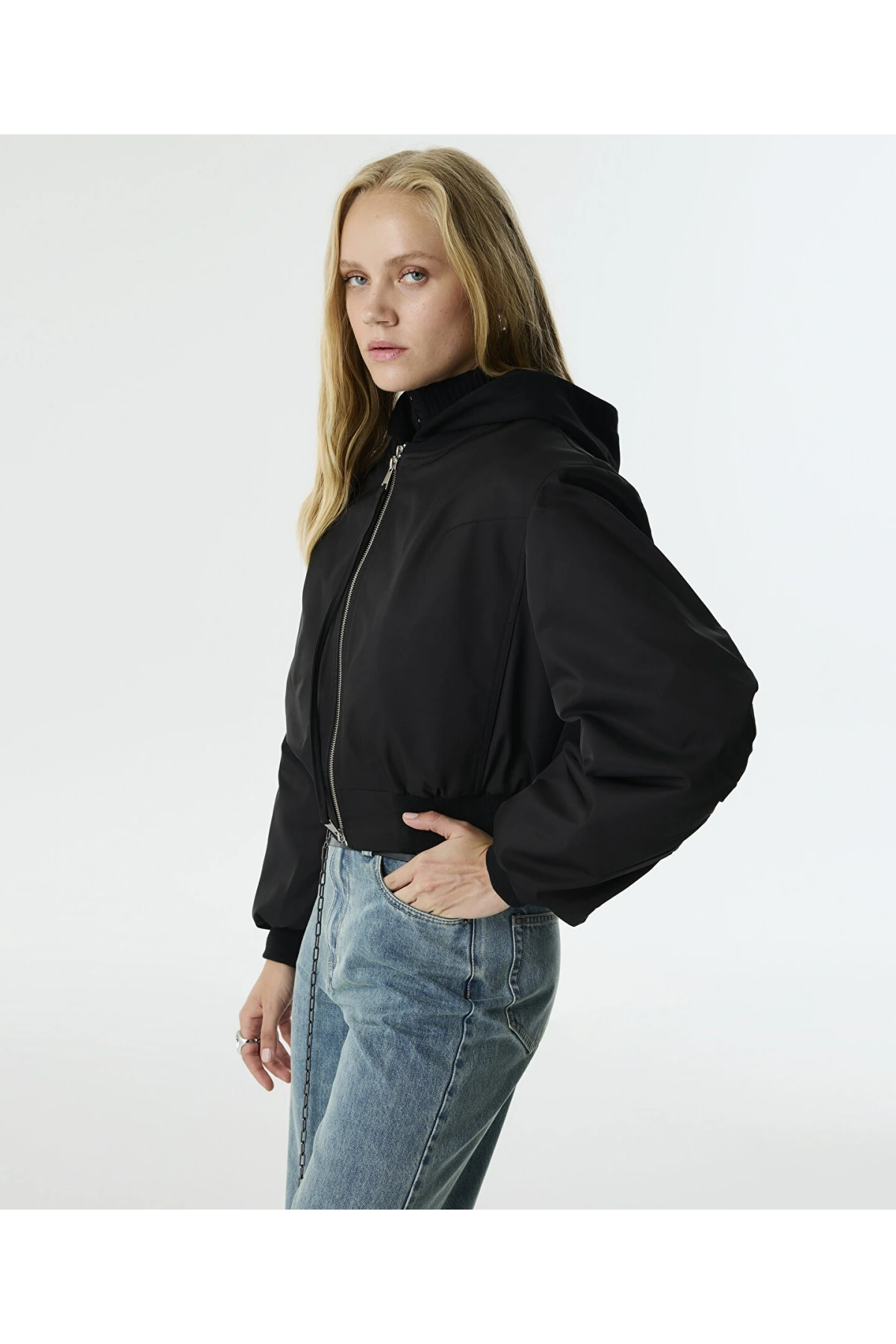 Twist Çift Parça Görünümlü Kadın Siyah Bomber Mont TW6250012158