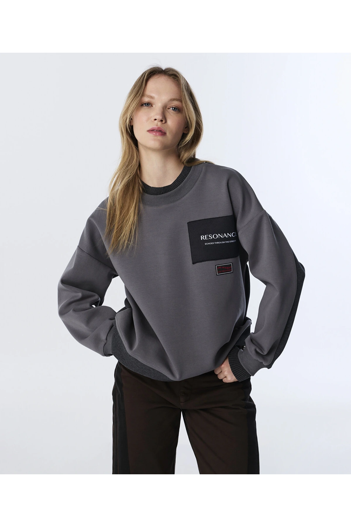 Twist Clorblock Patchli Kadın Gri Sweatshirt TW6250091056