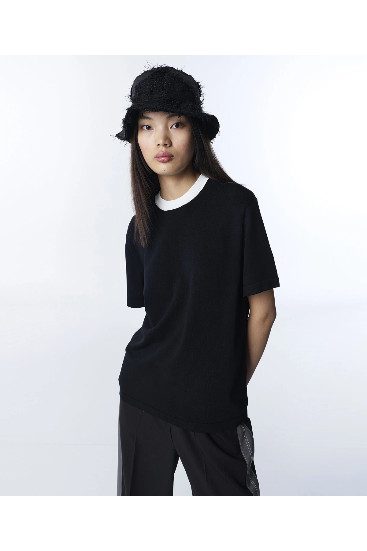 Twist Kontrasr Yaka Triko TS1260050065