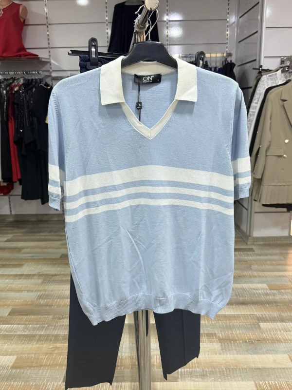 On Fashion Çizgi Detaylı Polo Yaka Kısa Kol Bluz 53300