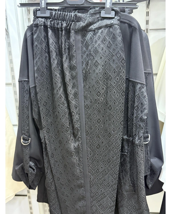 my312 Yakası Broşlu Taşlı Düğmeli Jakarlı Takım 25S1416 Siyah