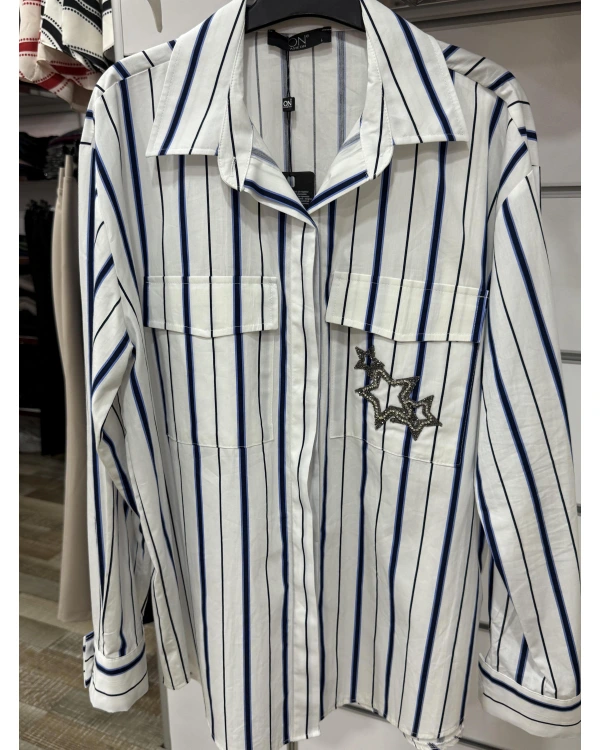 On Fashion Yıldız Detaylı Önü Cepli Gömlek 56300